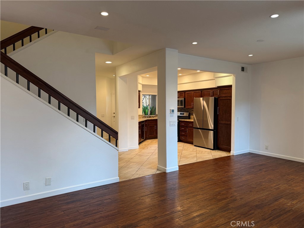 28 Auburn Aisle