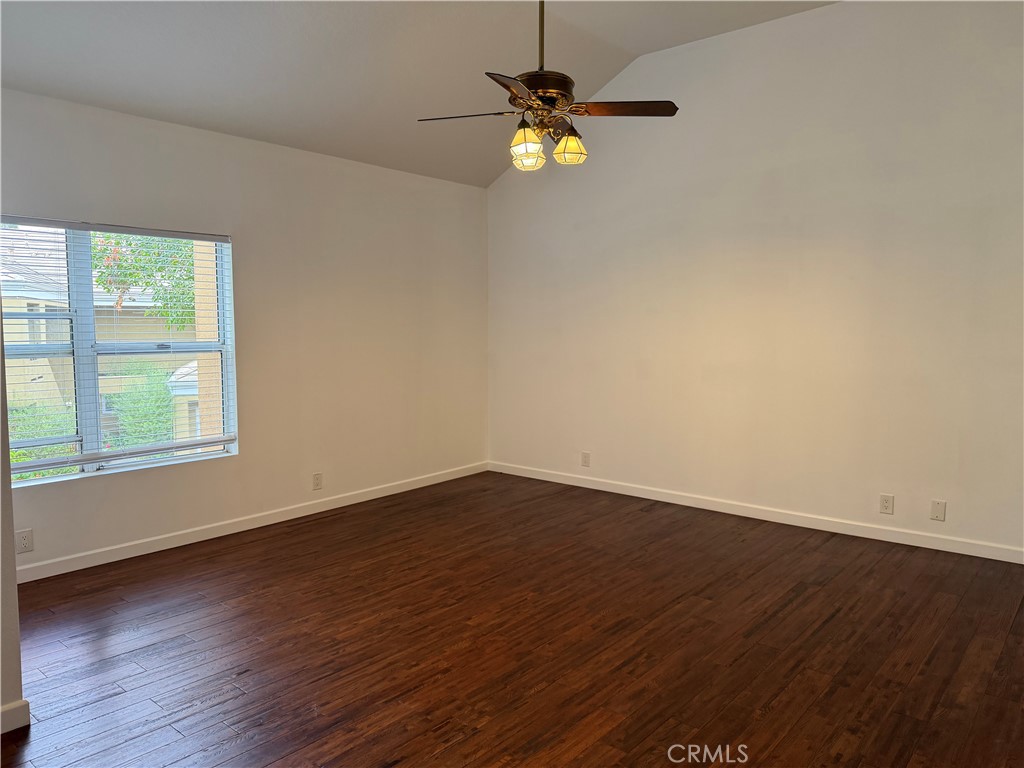 28 Auburn Aisle