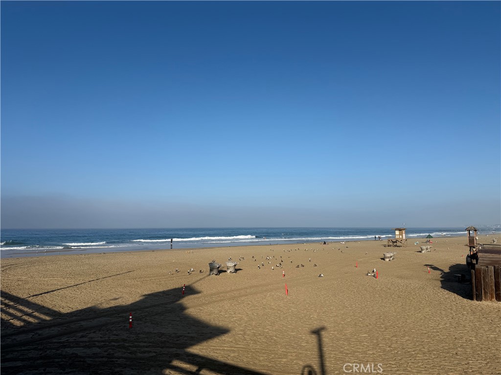 1909 W Balboa