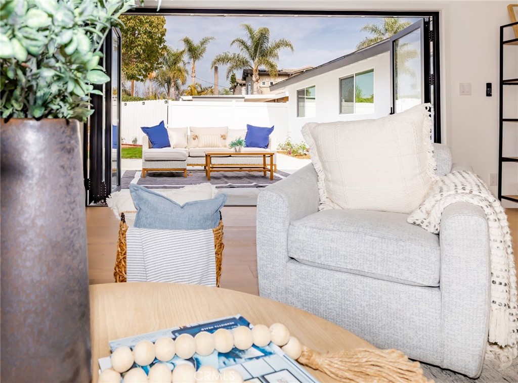 3107 Gibraltar Avenue