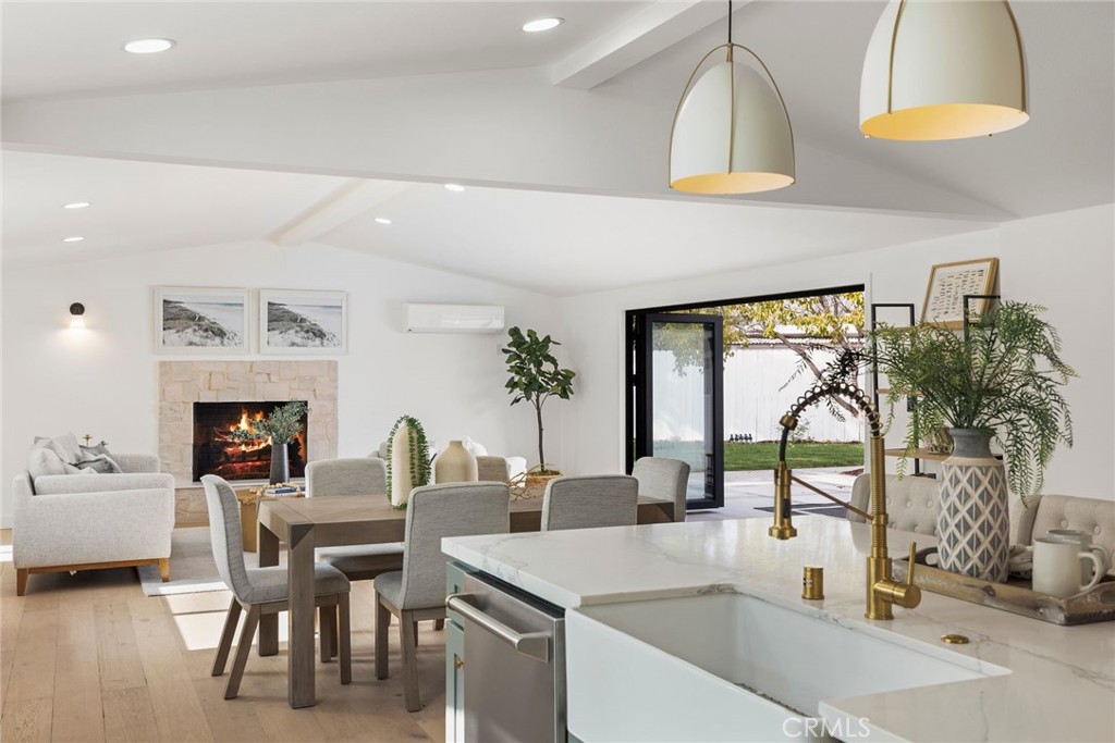 3107 Gibraltar Avenue