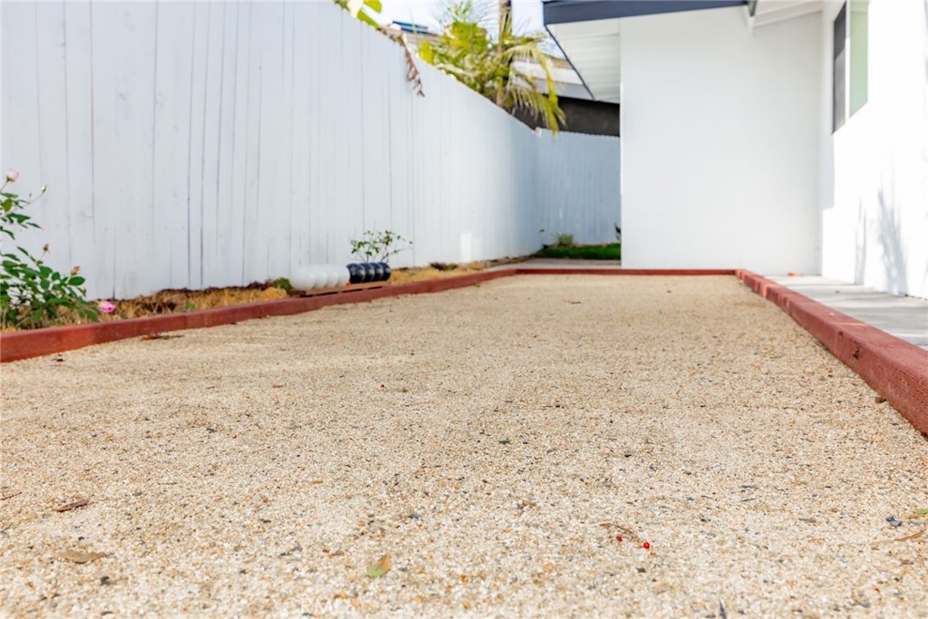 3107 Gibraltar Avenue