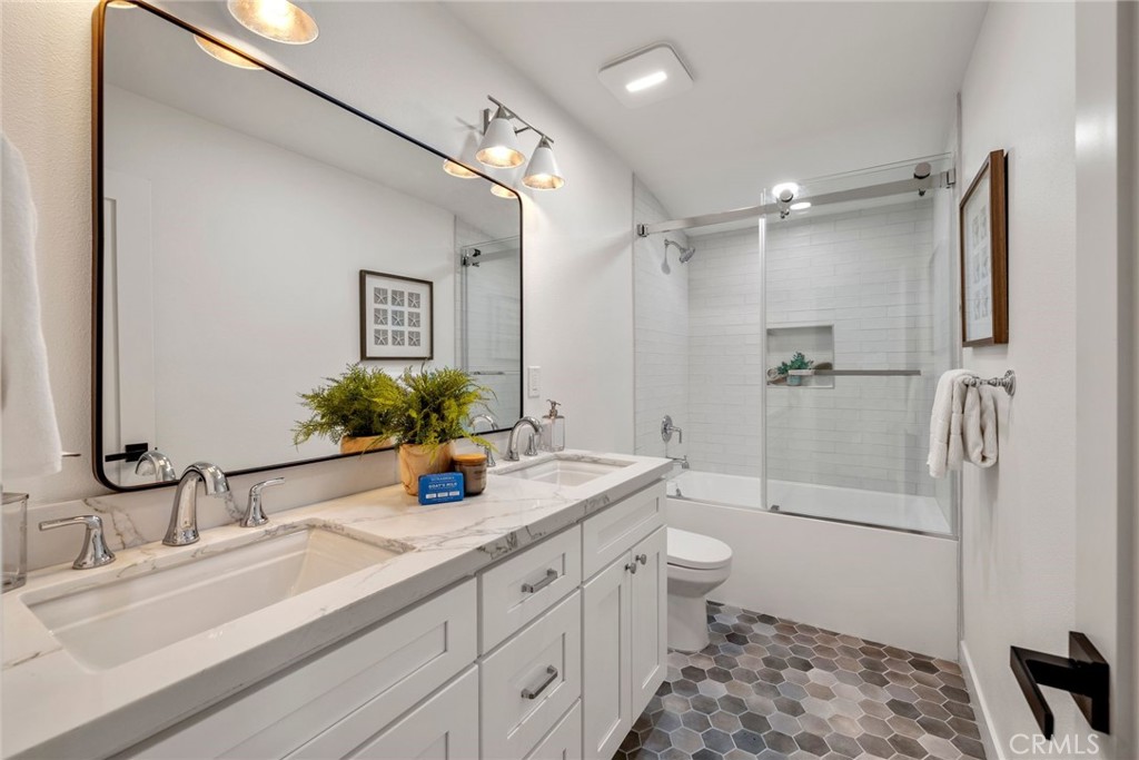 3107 Gibraltar Avenue