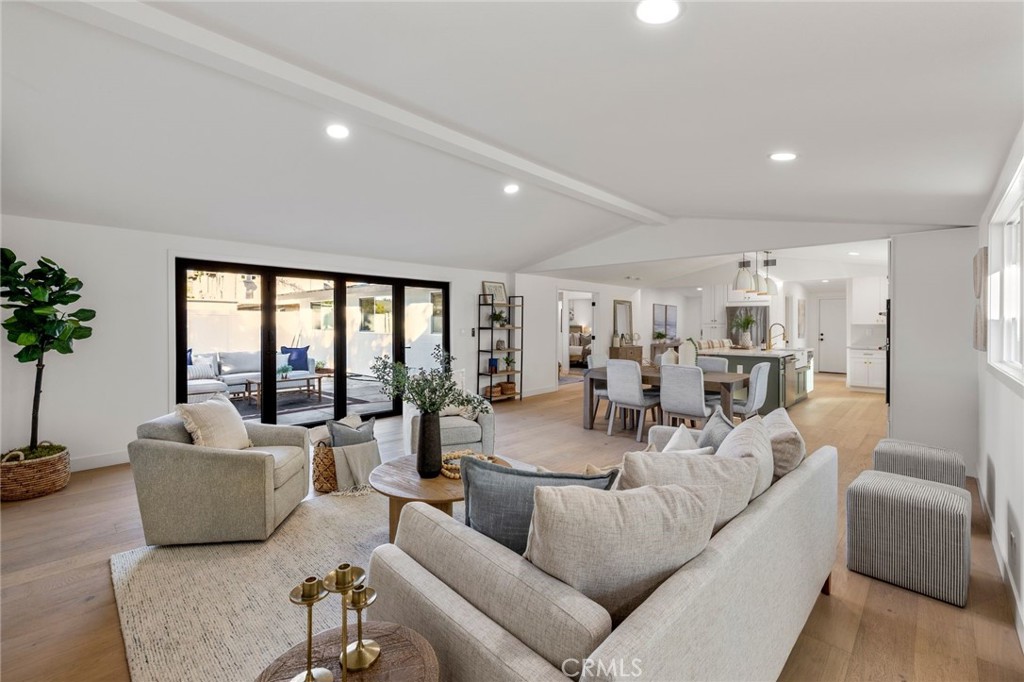 3107 Gibraltar Avenue