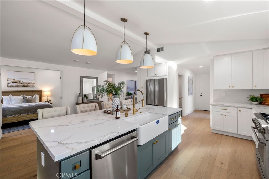 3107 Gibraltar Avenue