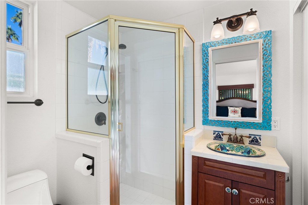 48865 Avenida Fernando