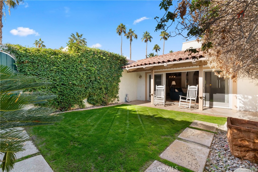 48865 Avenida Fernando
