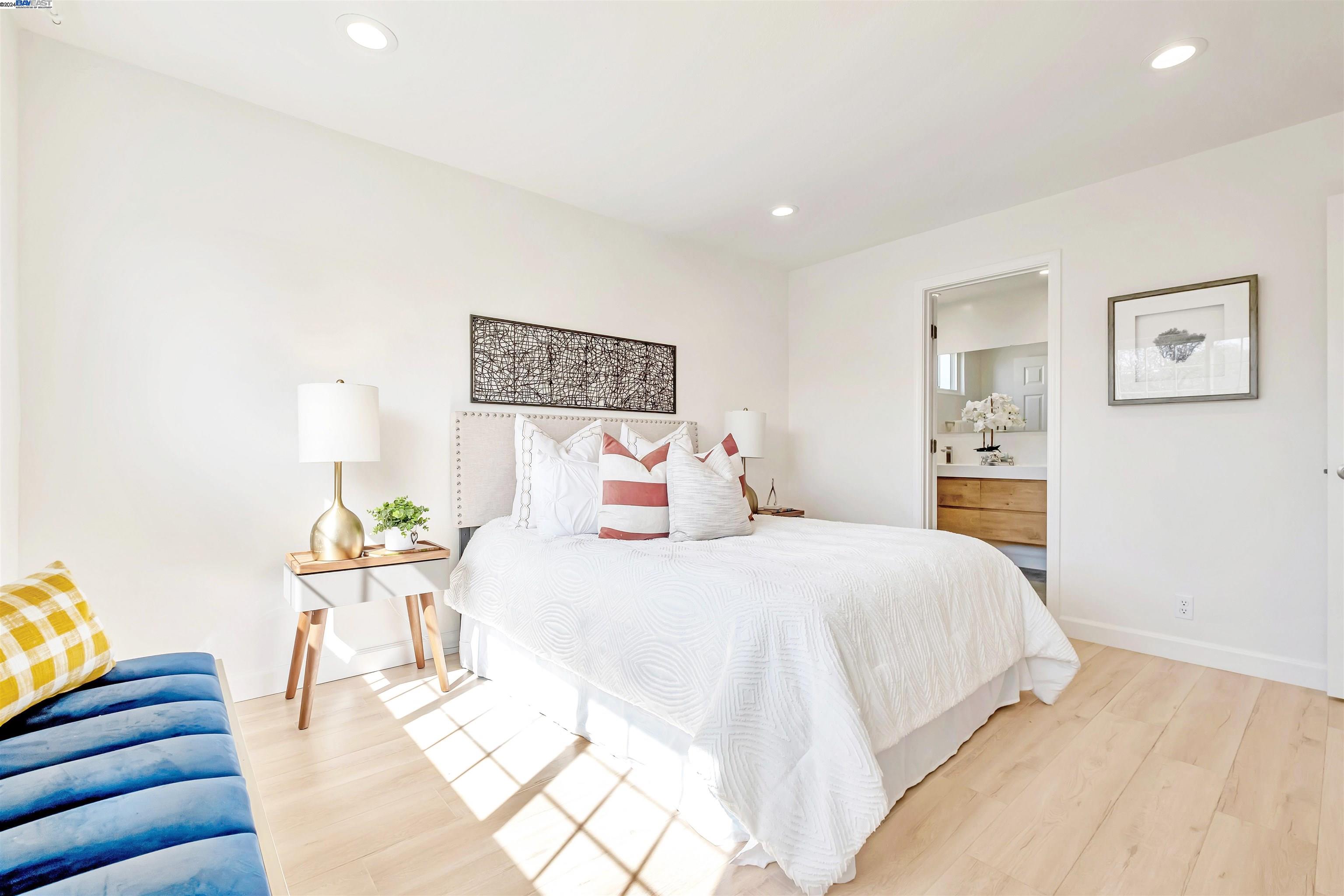 32348 Jacklynn Ct