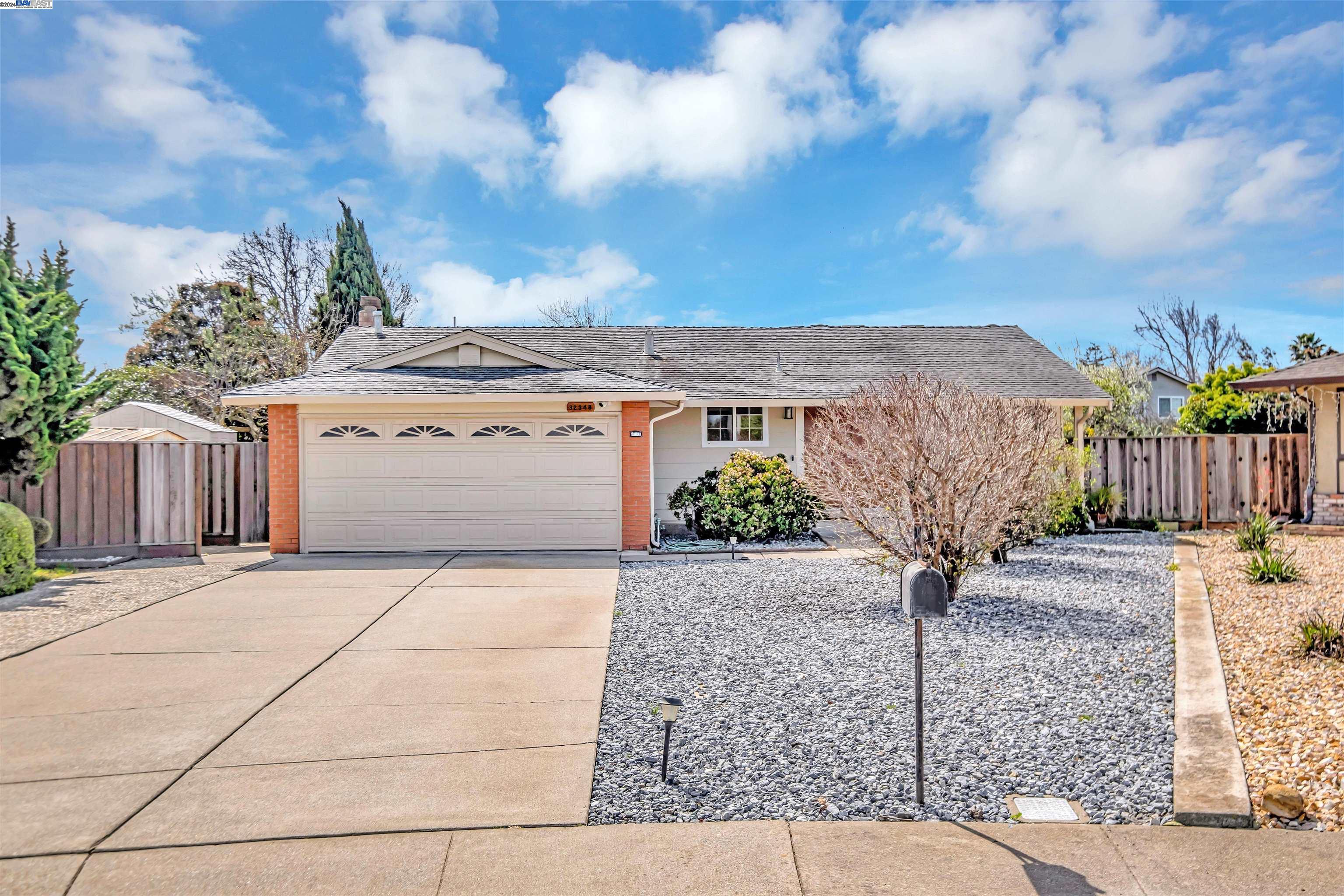 32348 Jacklynn Ct