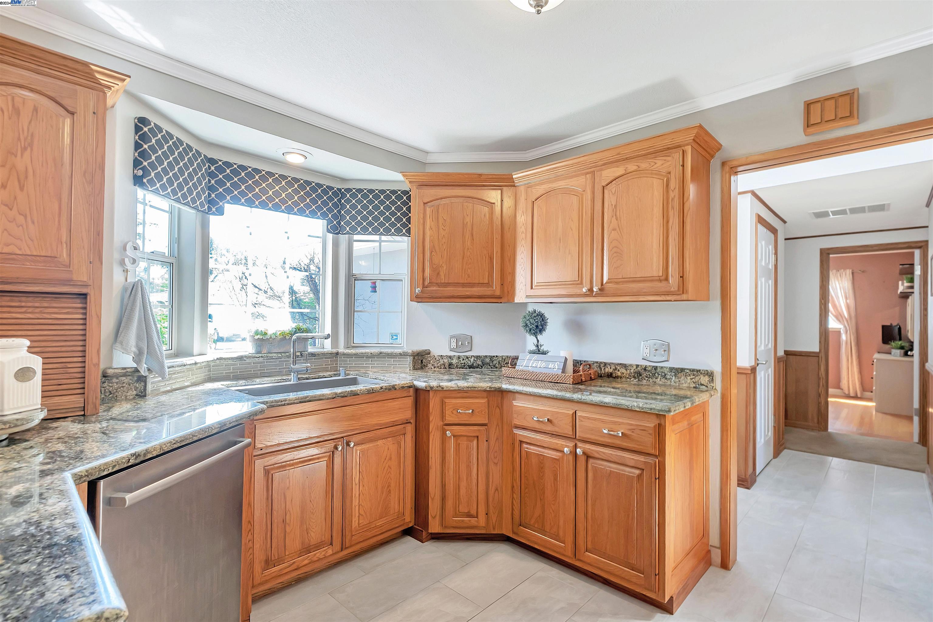 4363 Grover Dr