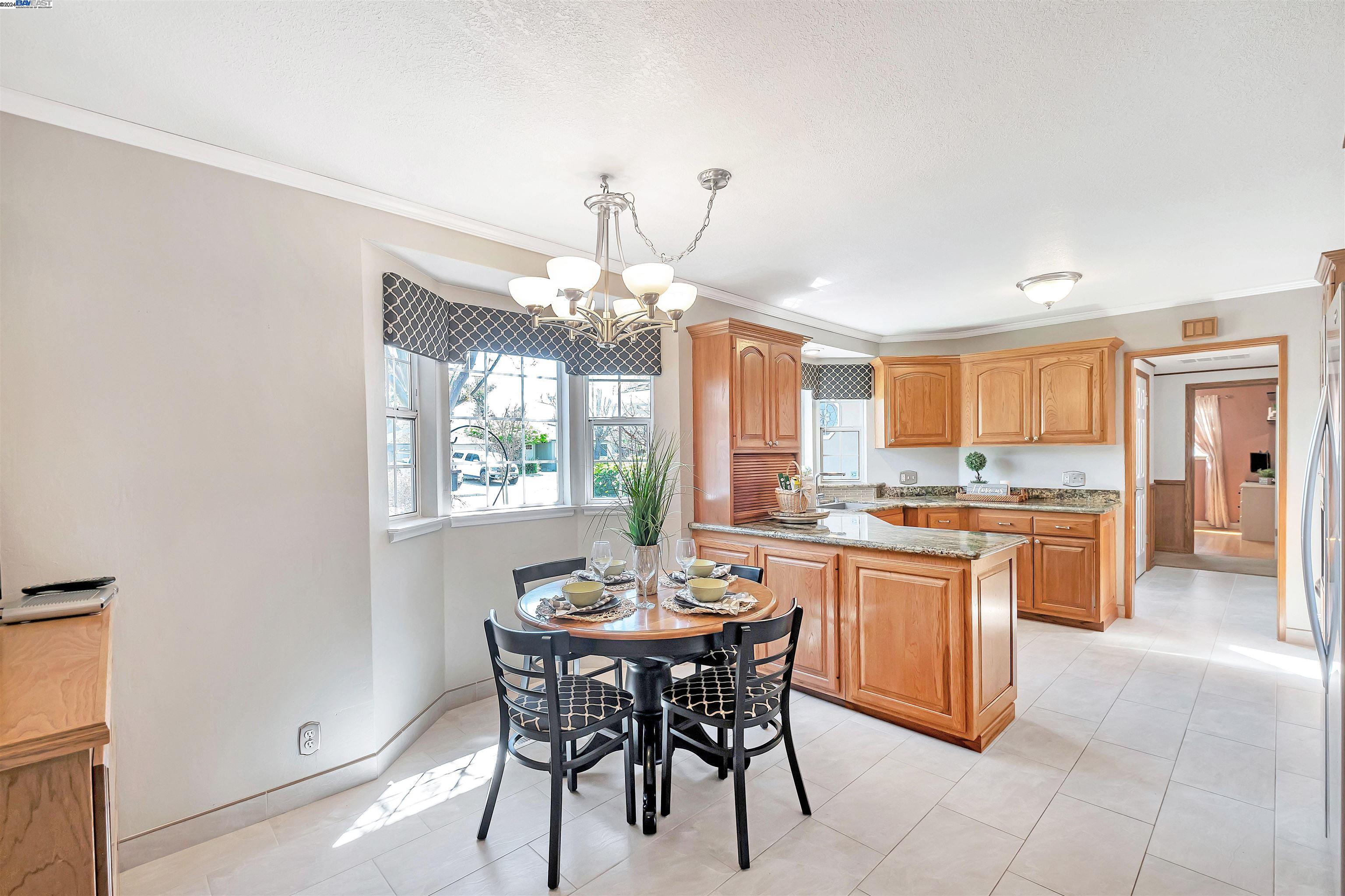 4363 Grover Dr