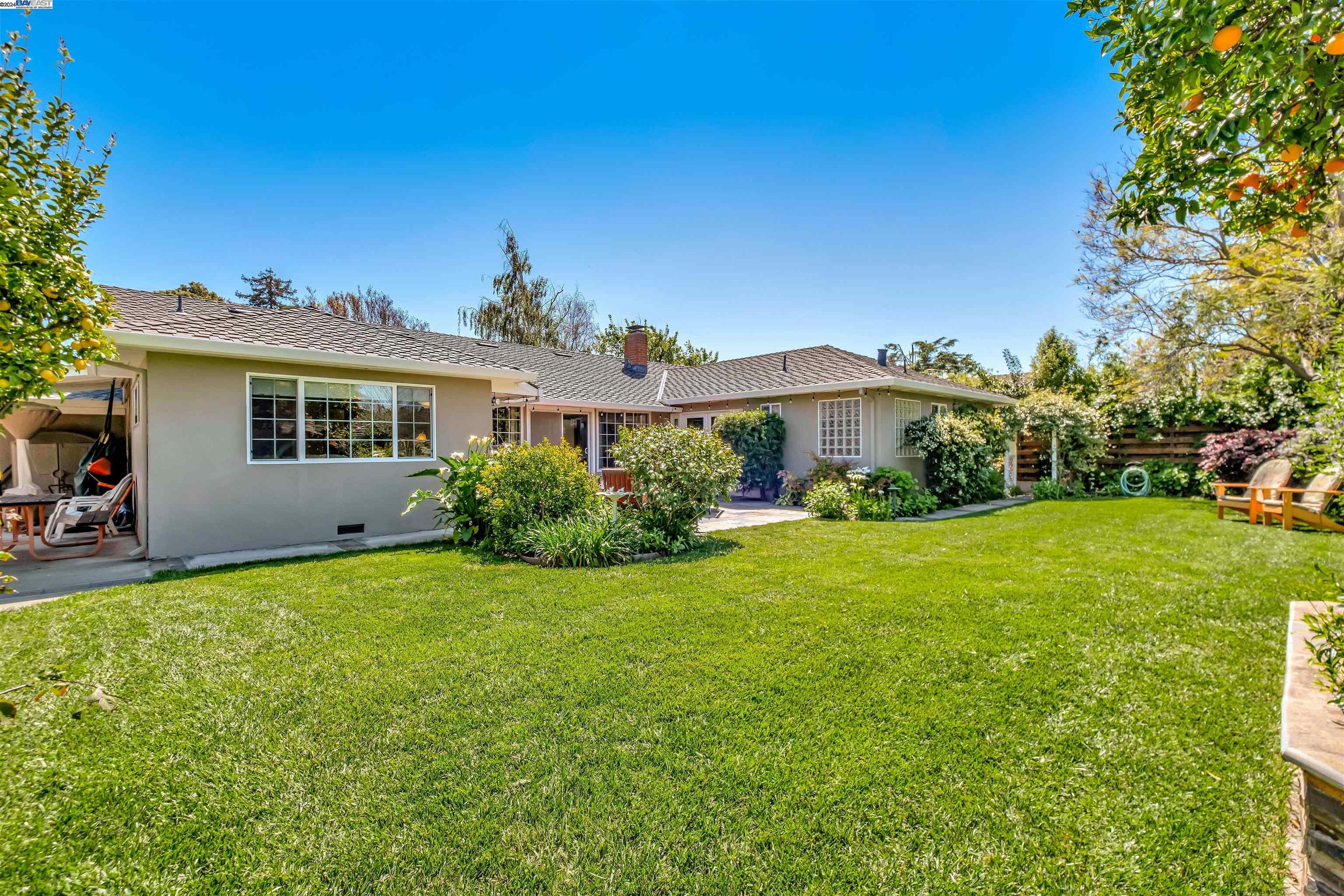 4363 Grover Dr