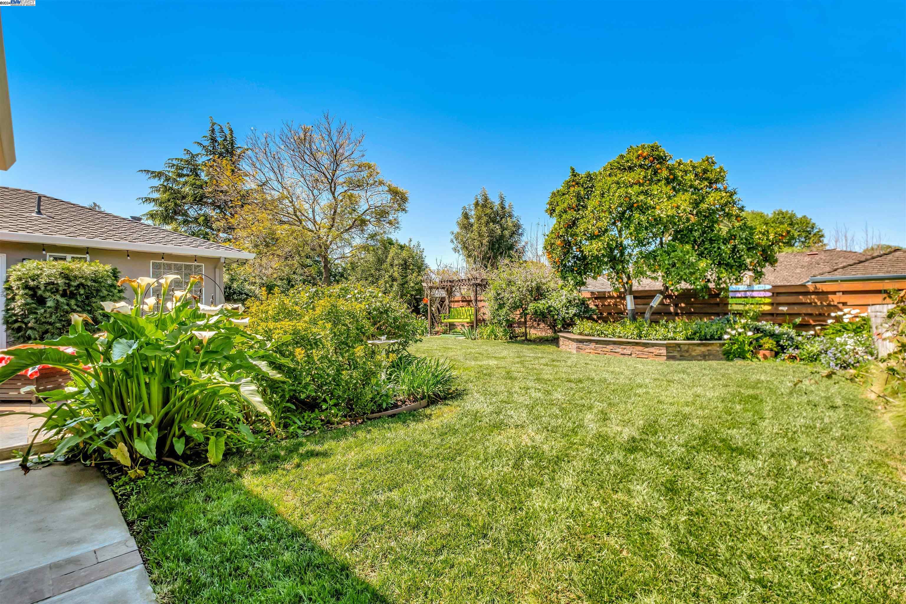 4363 Grover Dr