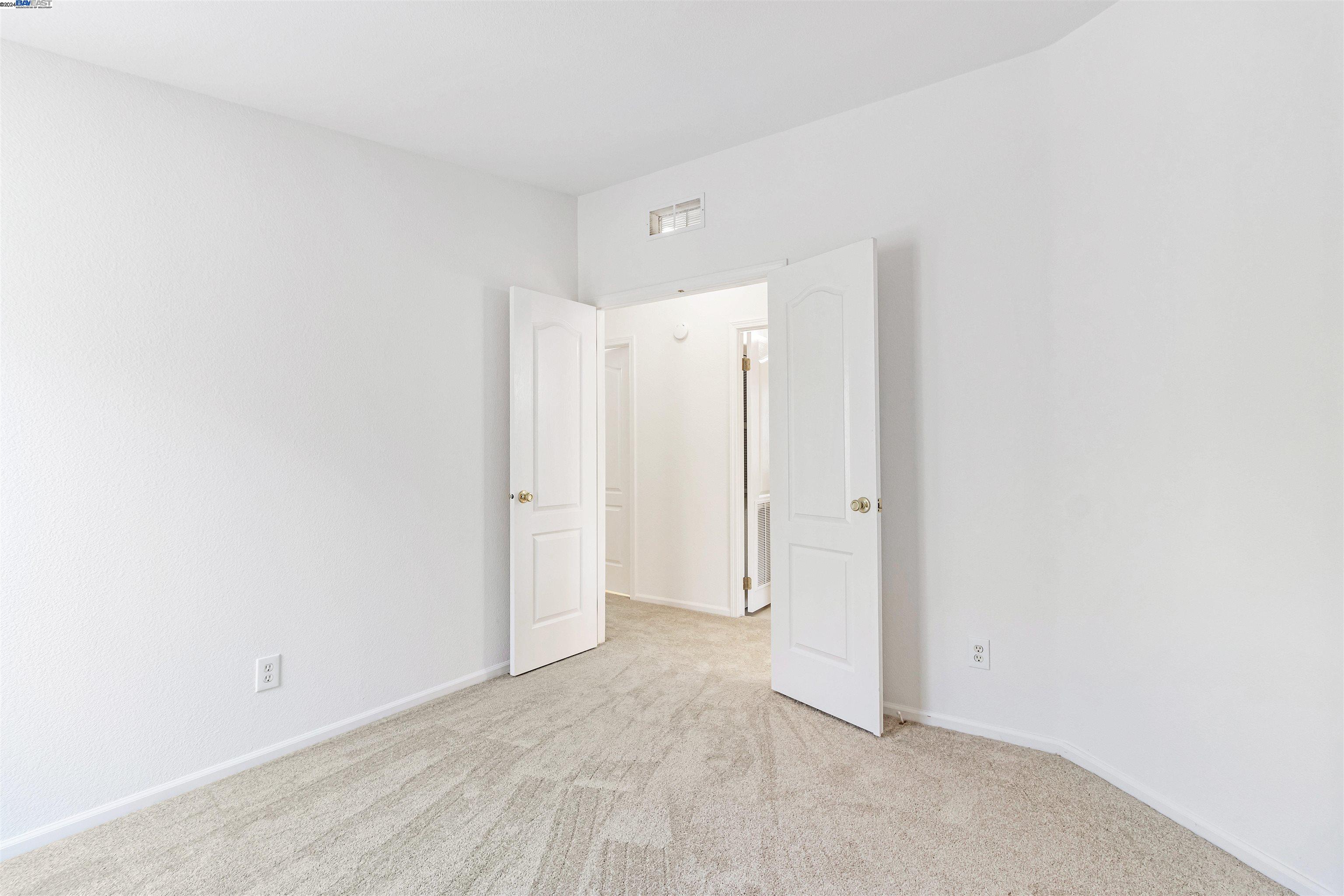 1200 W Winton Ave SPC 15
