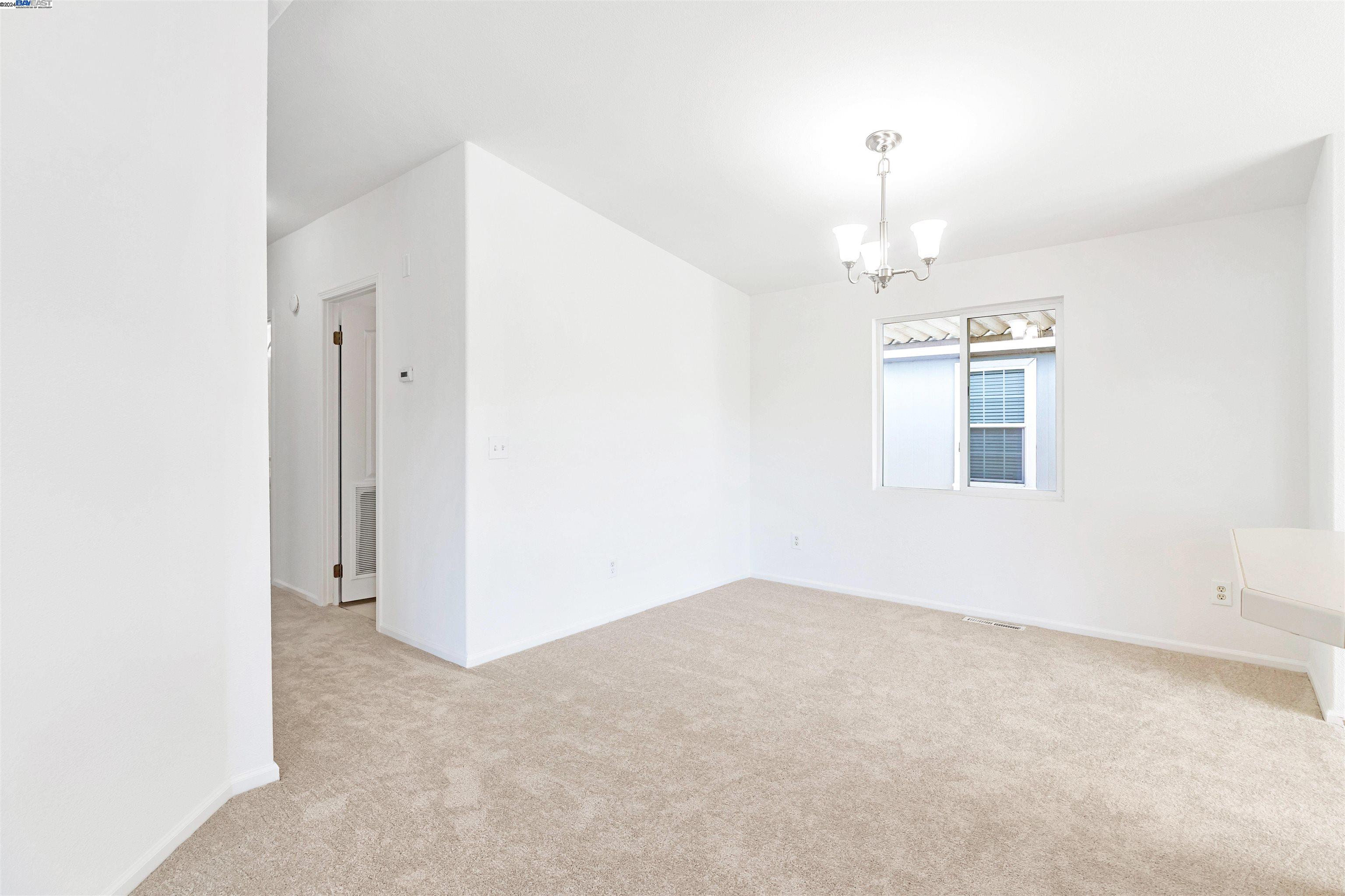 1200 W Winton Ave SPC 15