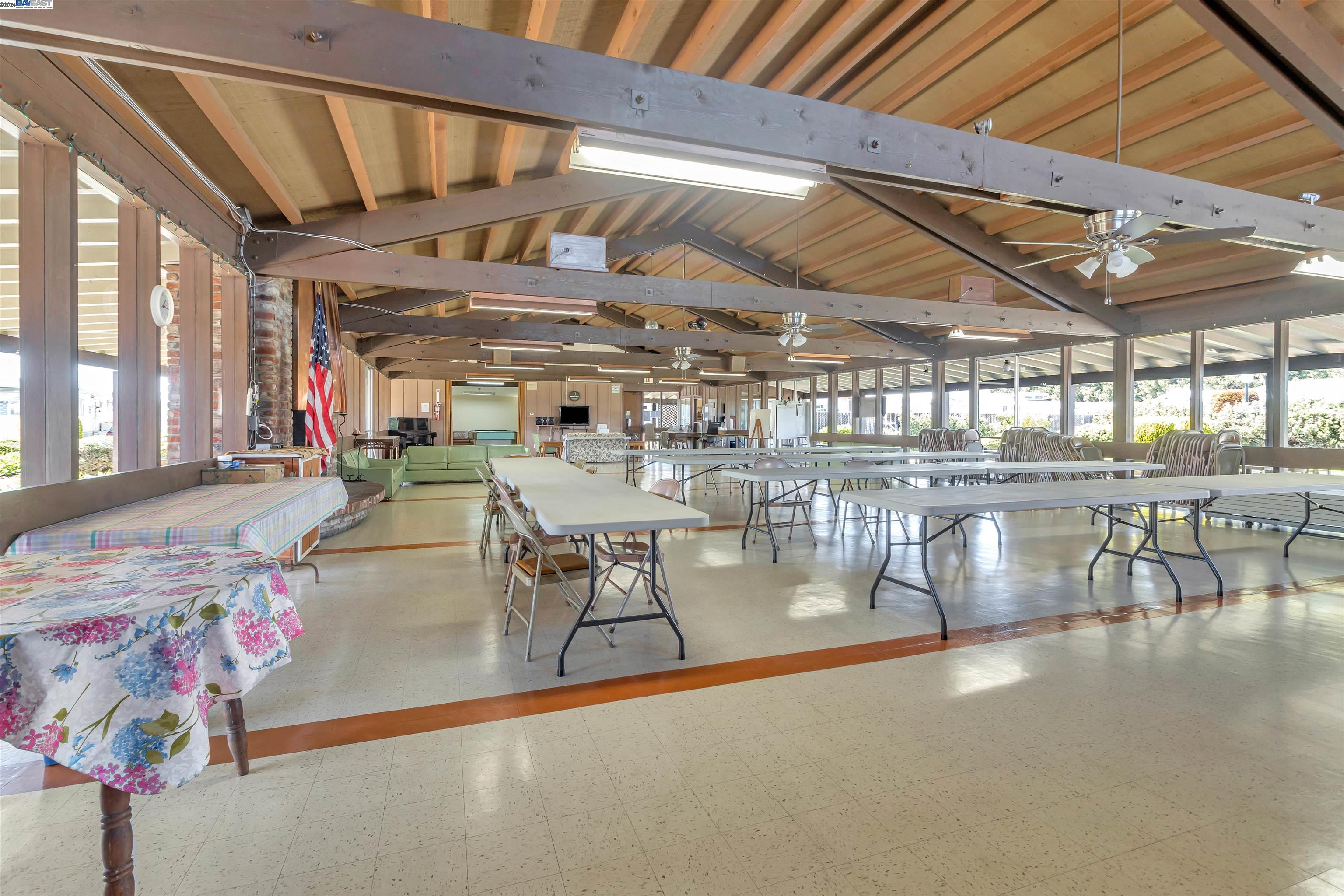 1200 W Winton Ave SPC 15