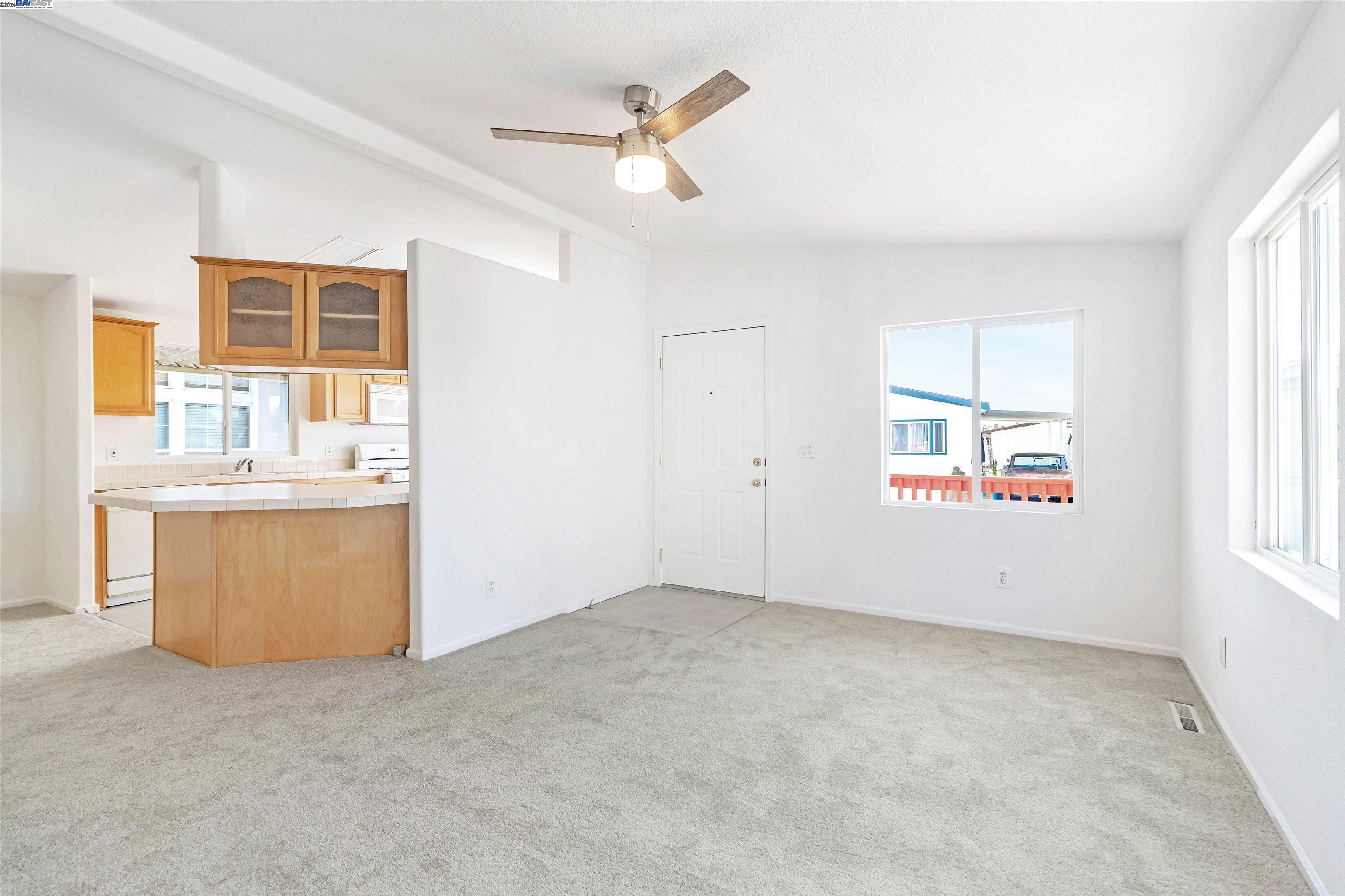 1200 W Winton Ave SPC 15