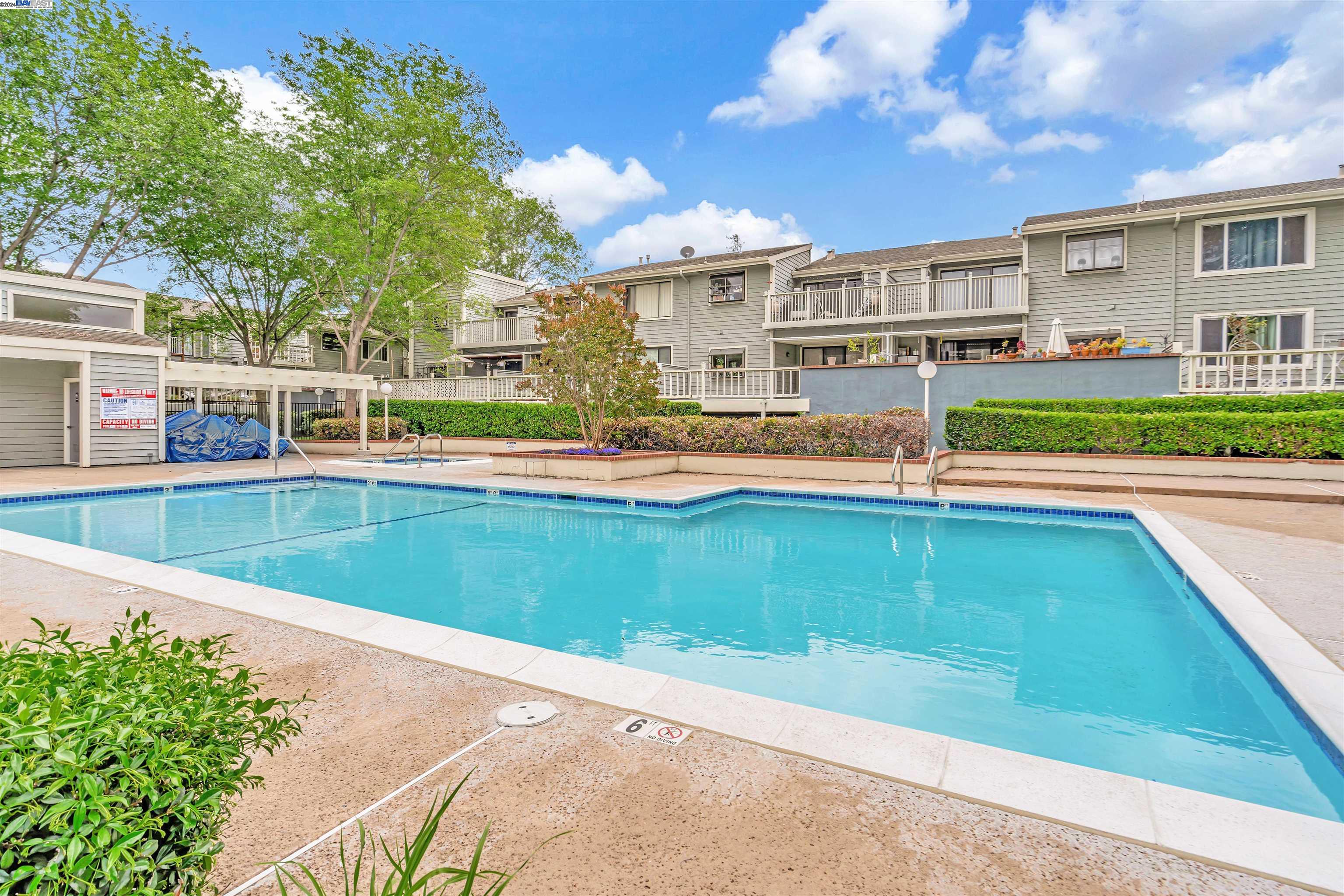 3518 Knollwood Ter # 204