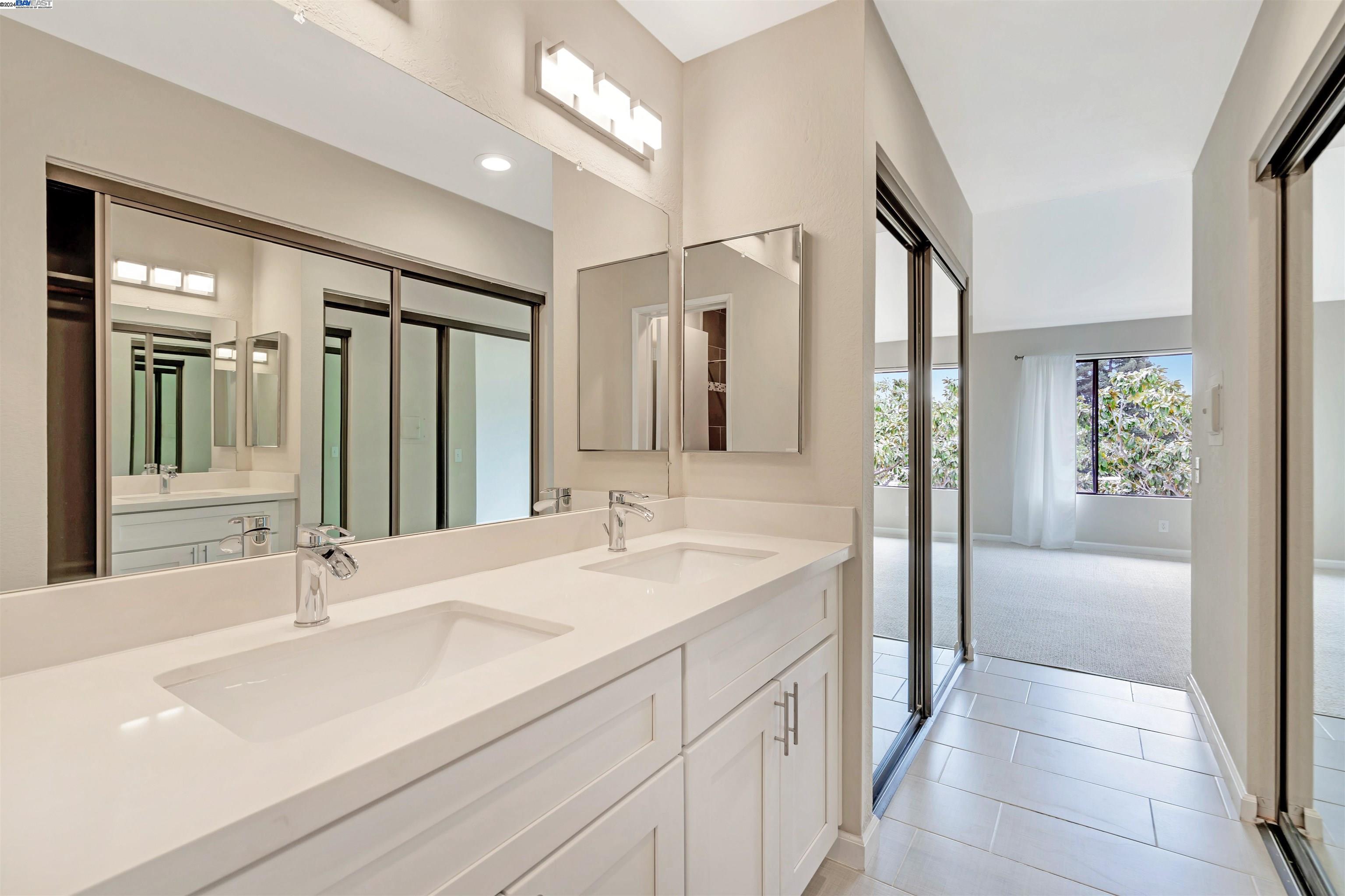 3518 Knollwood Ter # 204