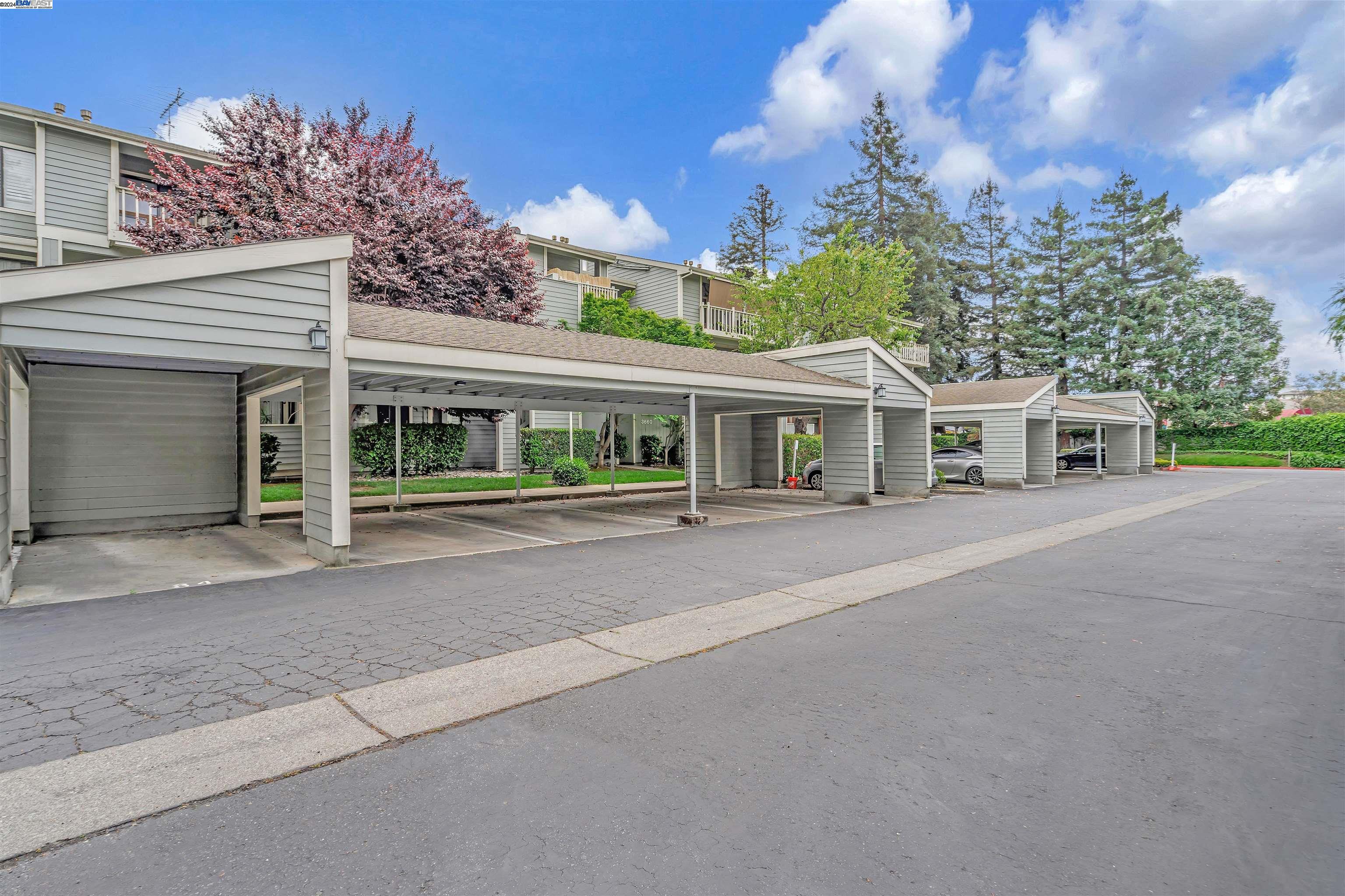 3518 Knollwood Ter # 204