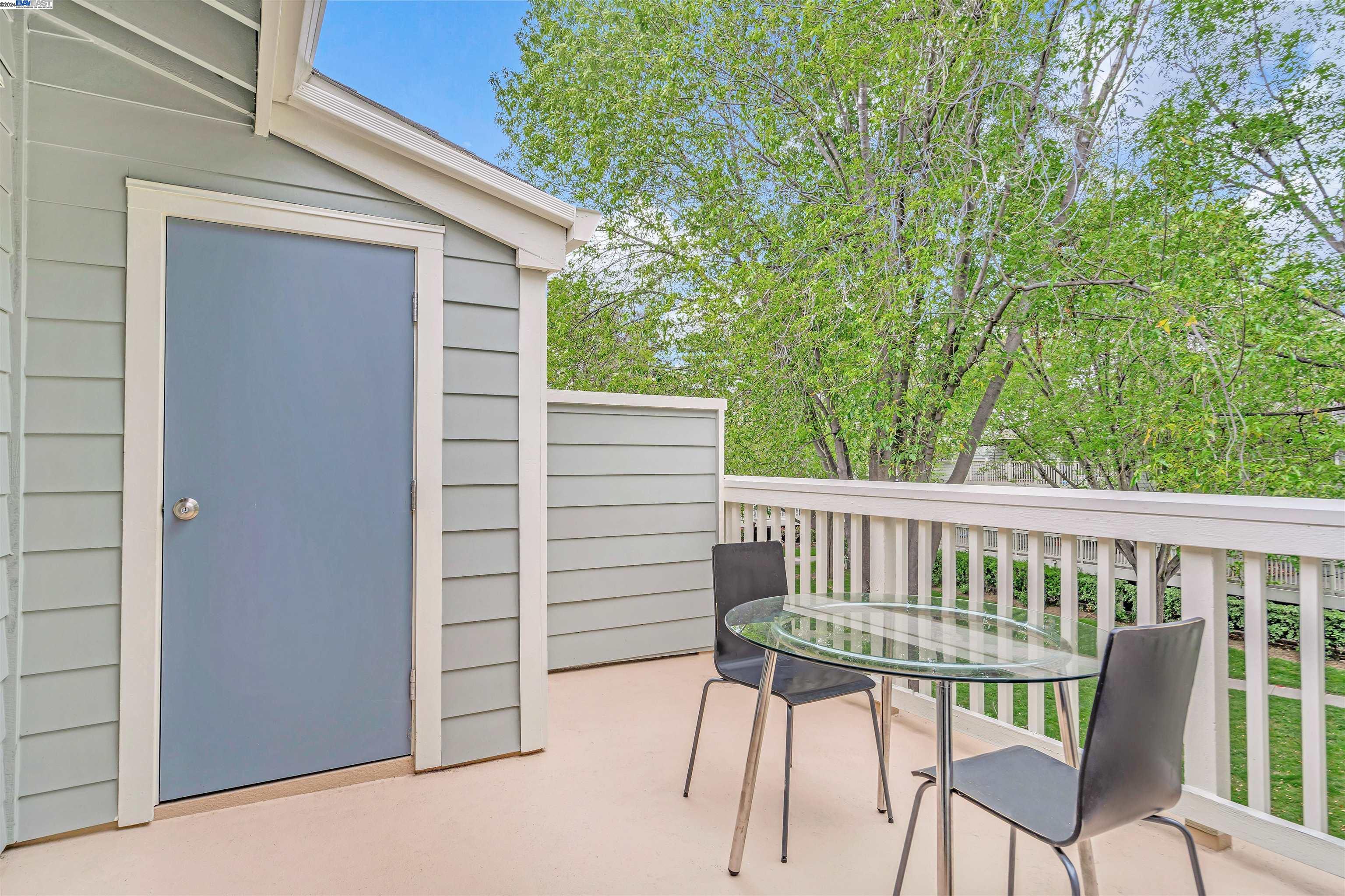 3518 Knollwood Ter # 204