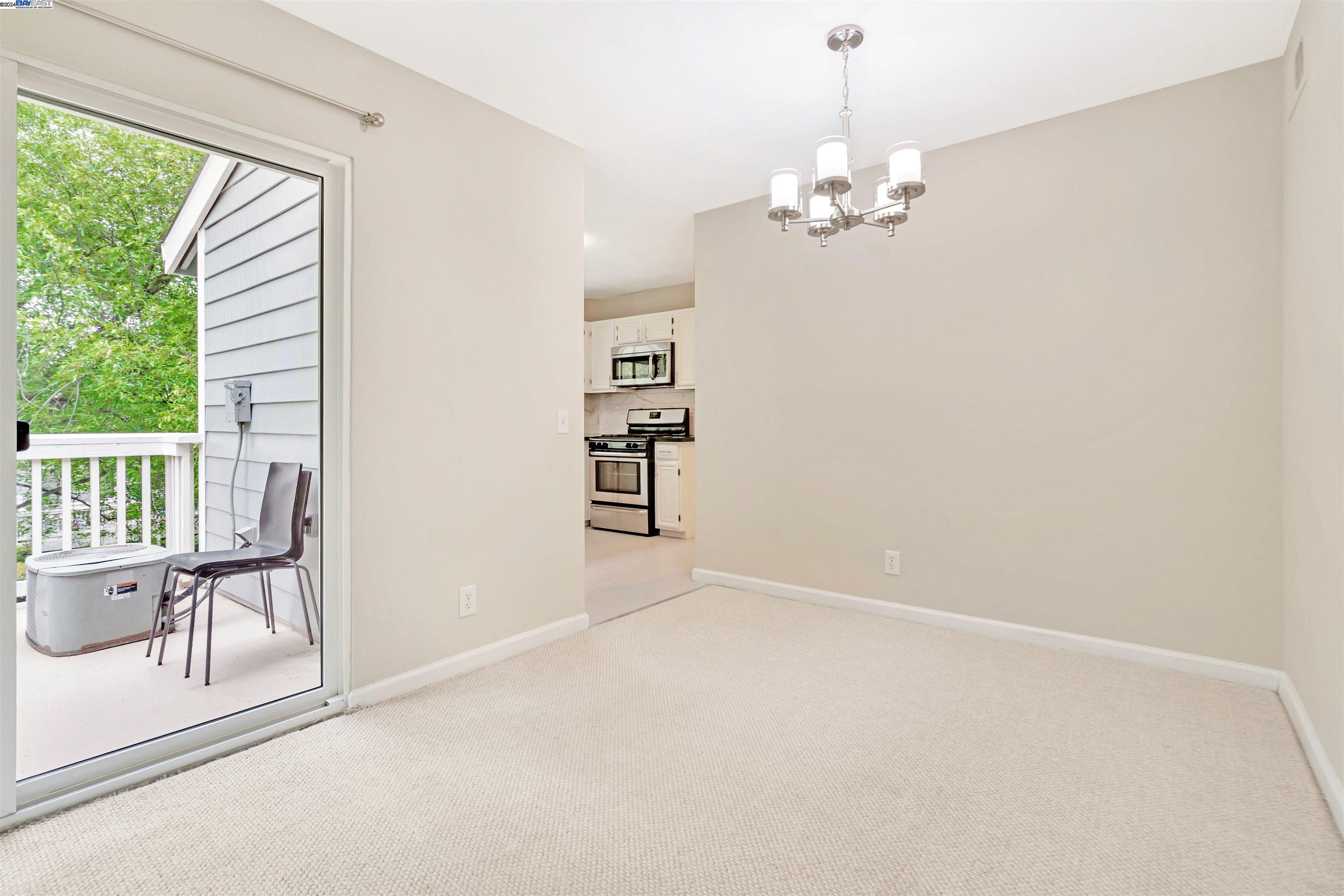 3518 Knollwood Ter # 204