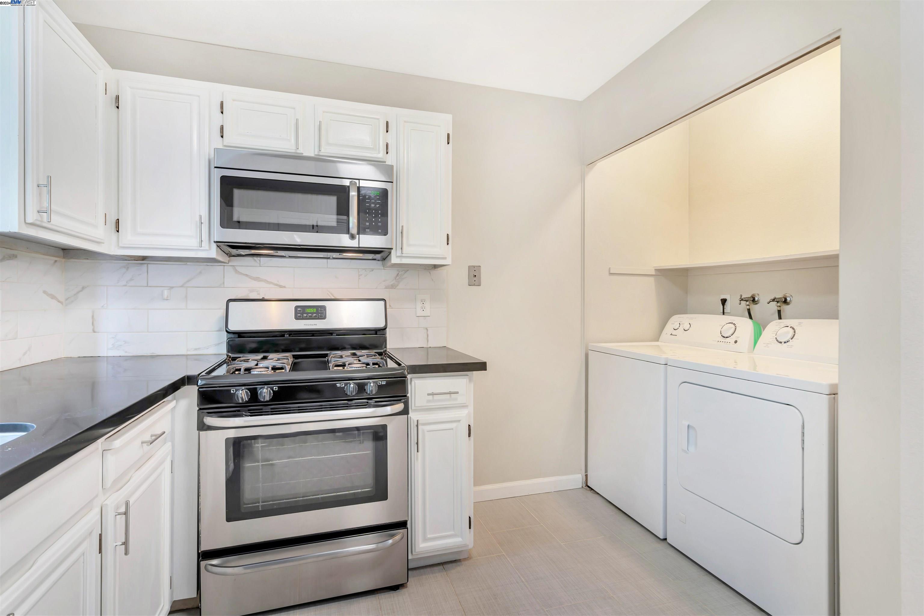 3518 Knollwood Ter # 204