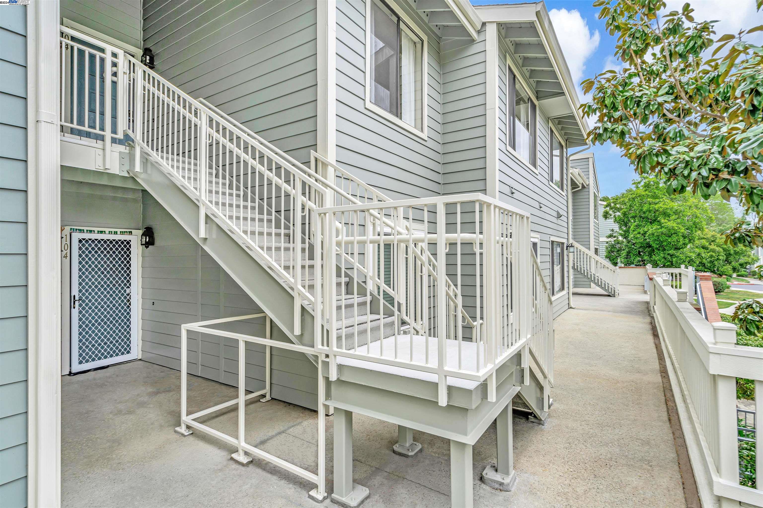 3518 Knollwood Ter # 204