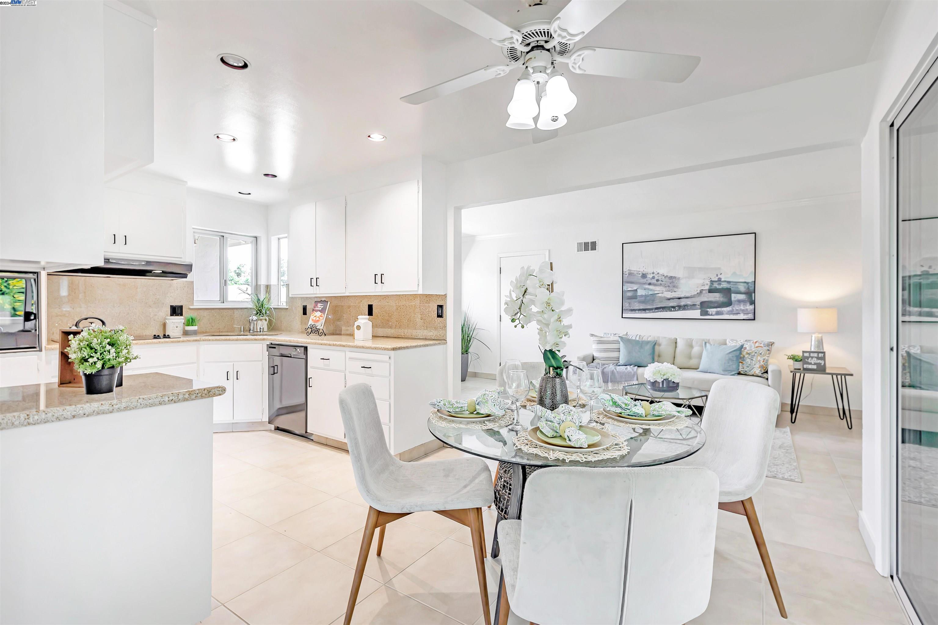 423 Casa Loma Ct