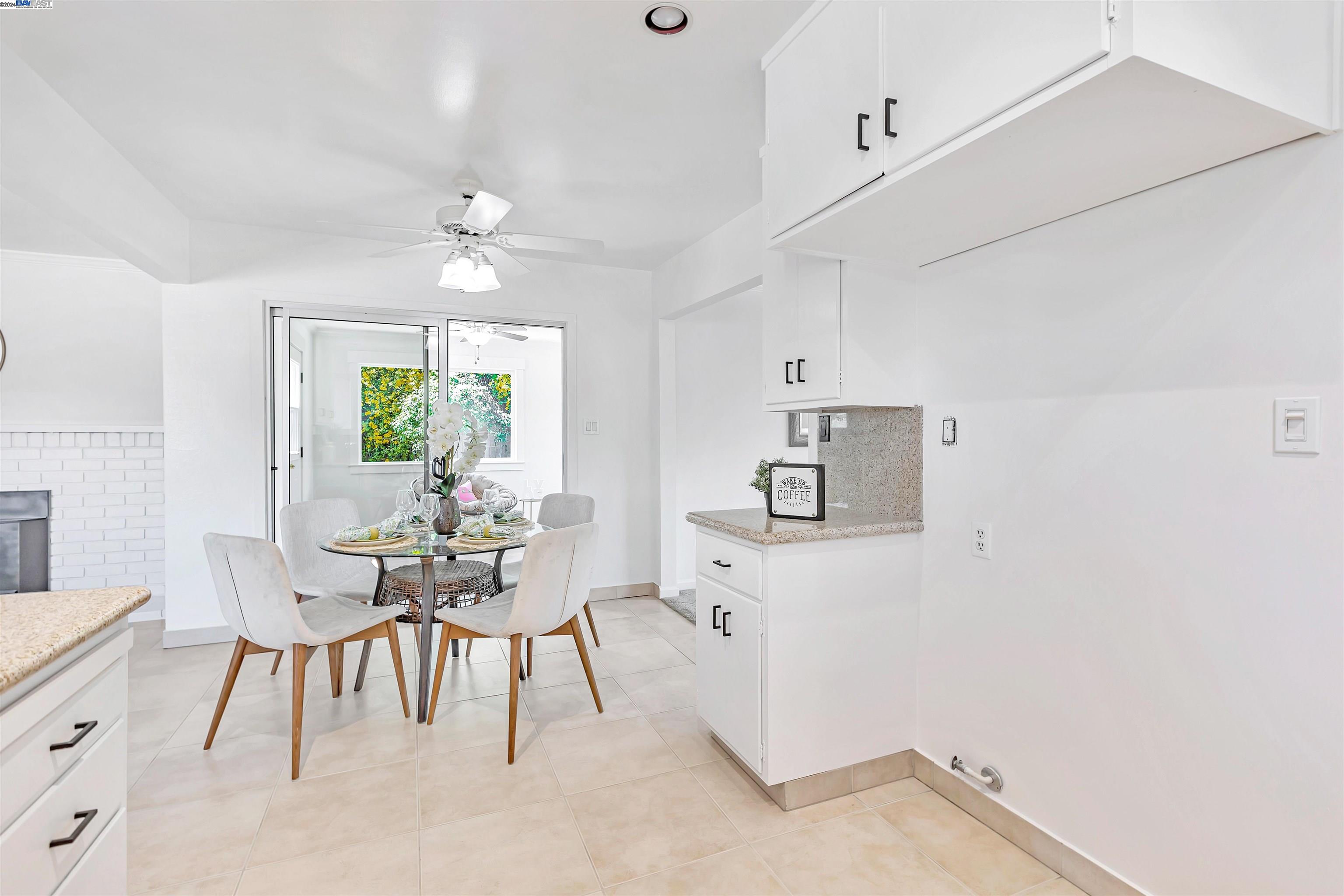 423 Casa Loma Ct