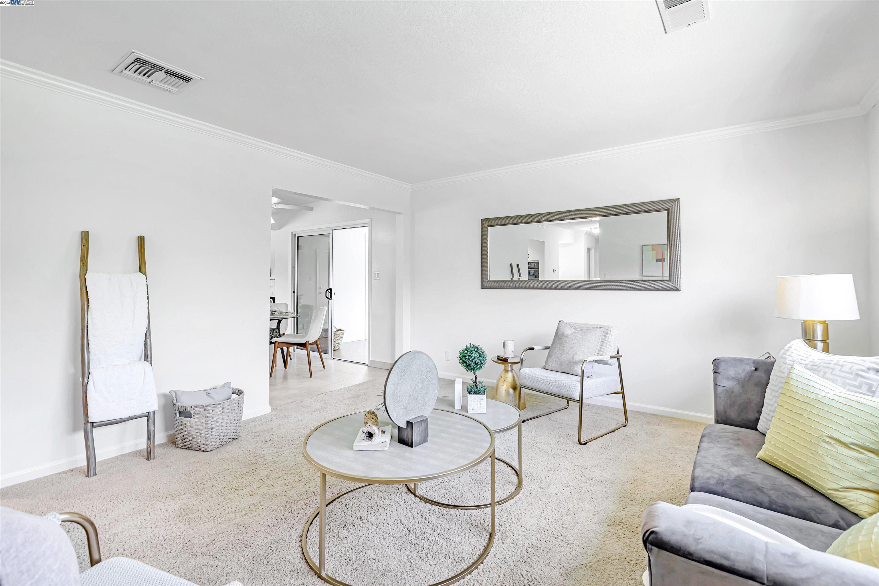 423 Casa Loma Ct