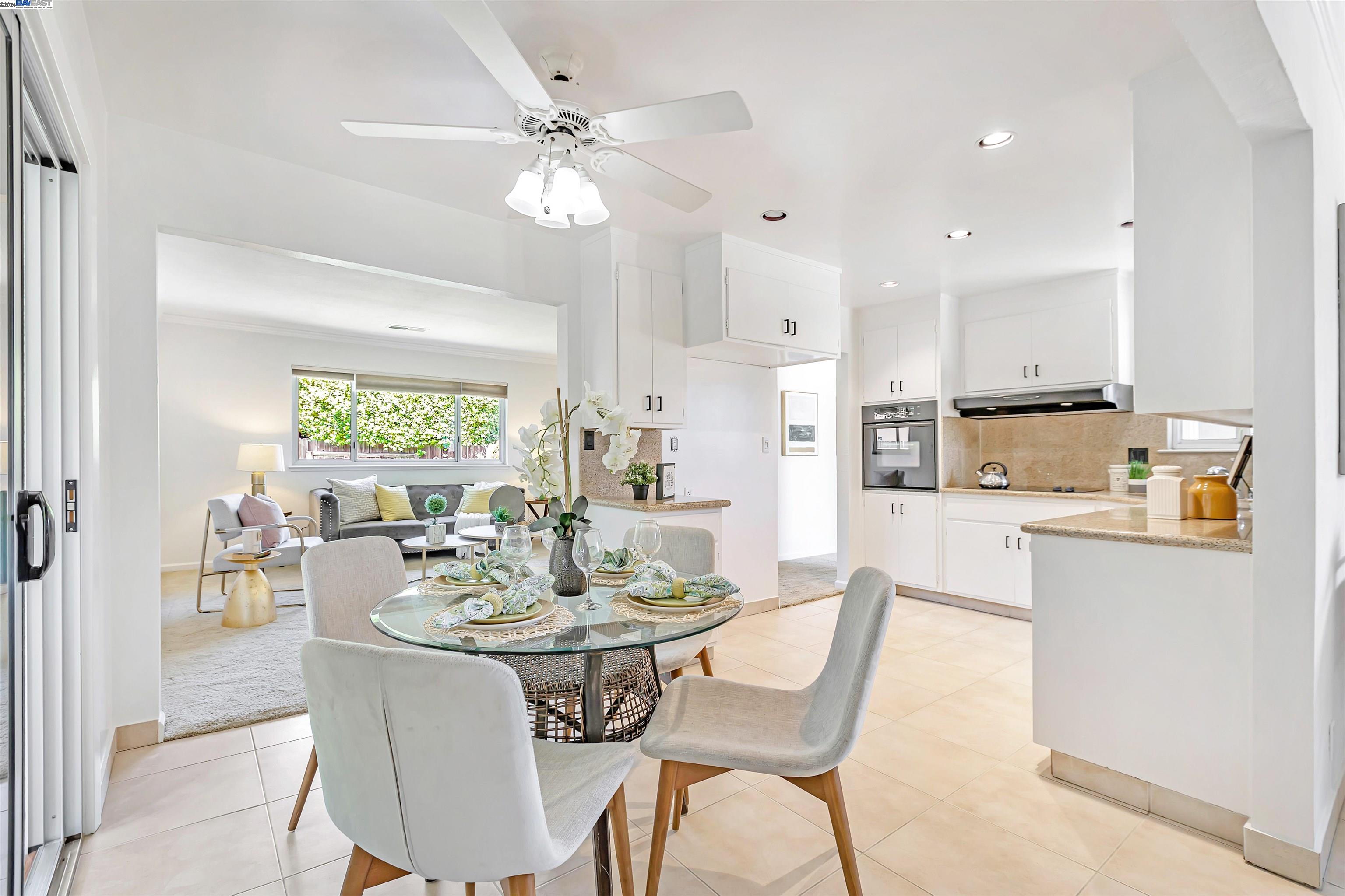 423 Casa Loma Ct