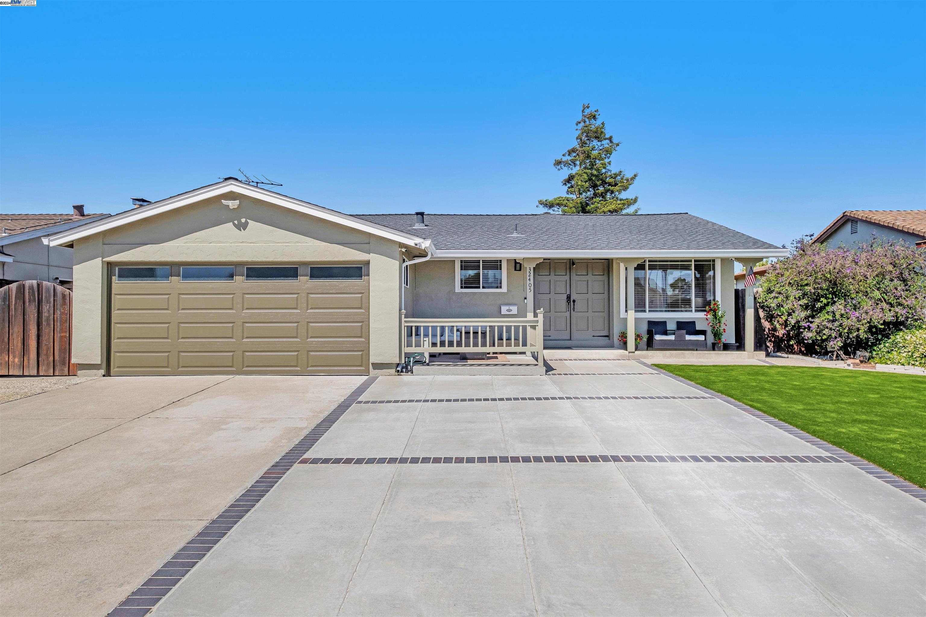 32405 Elizabeth Way