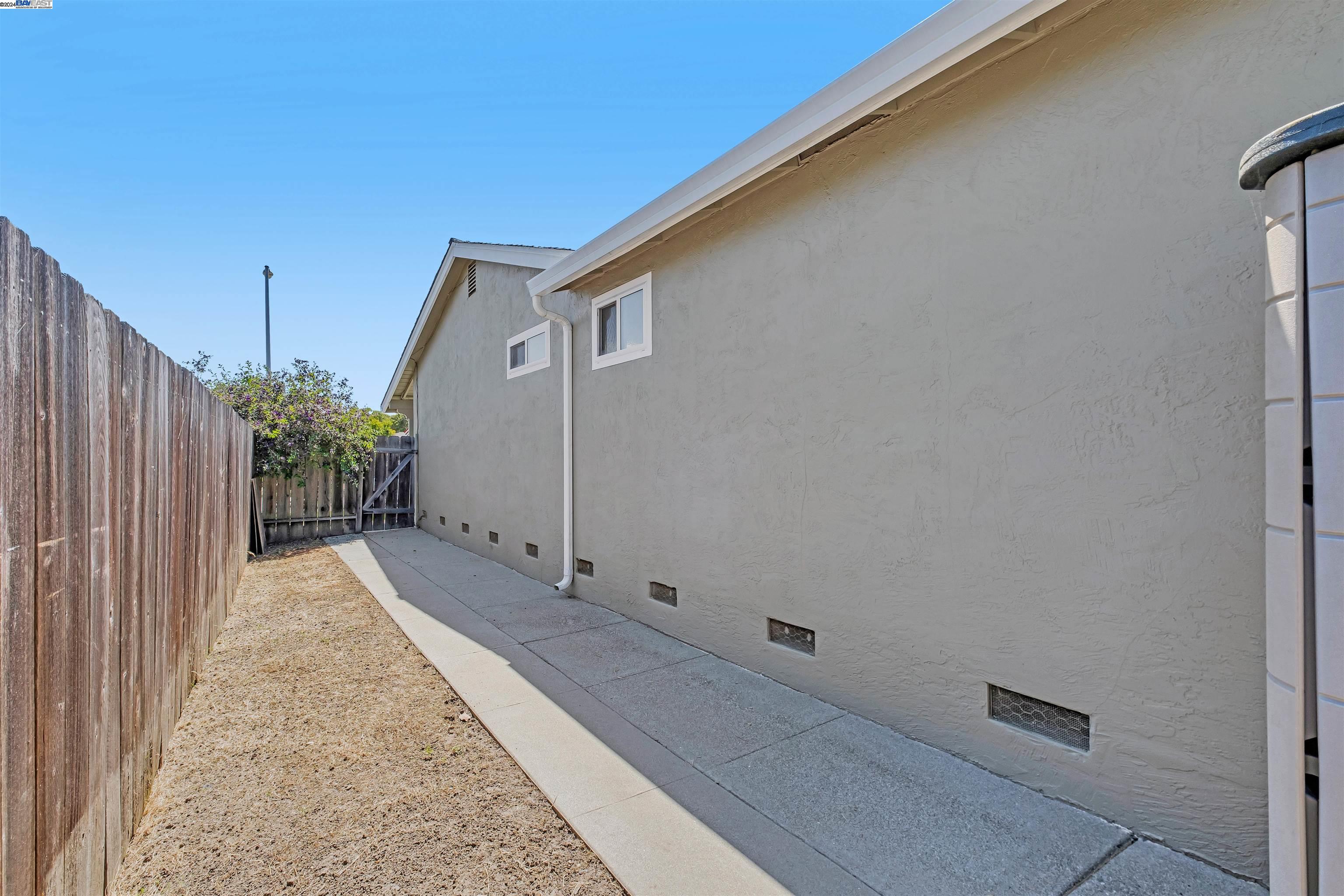 32405 Elizabeth Way