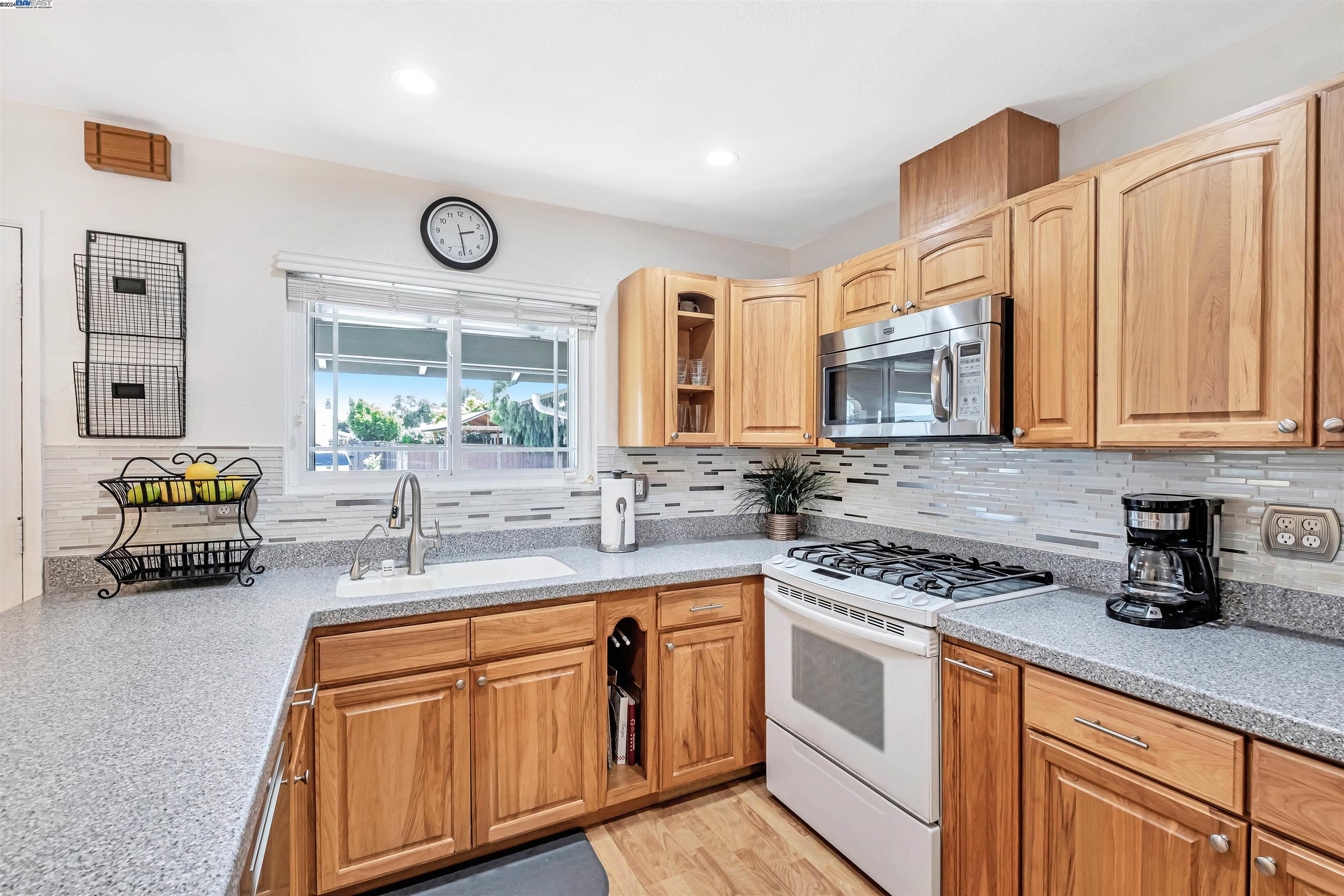 32405 Elizabeth Way