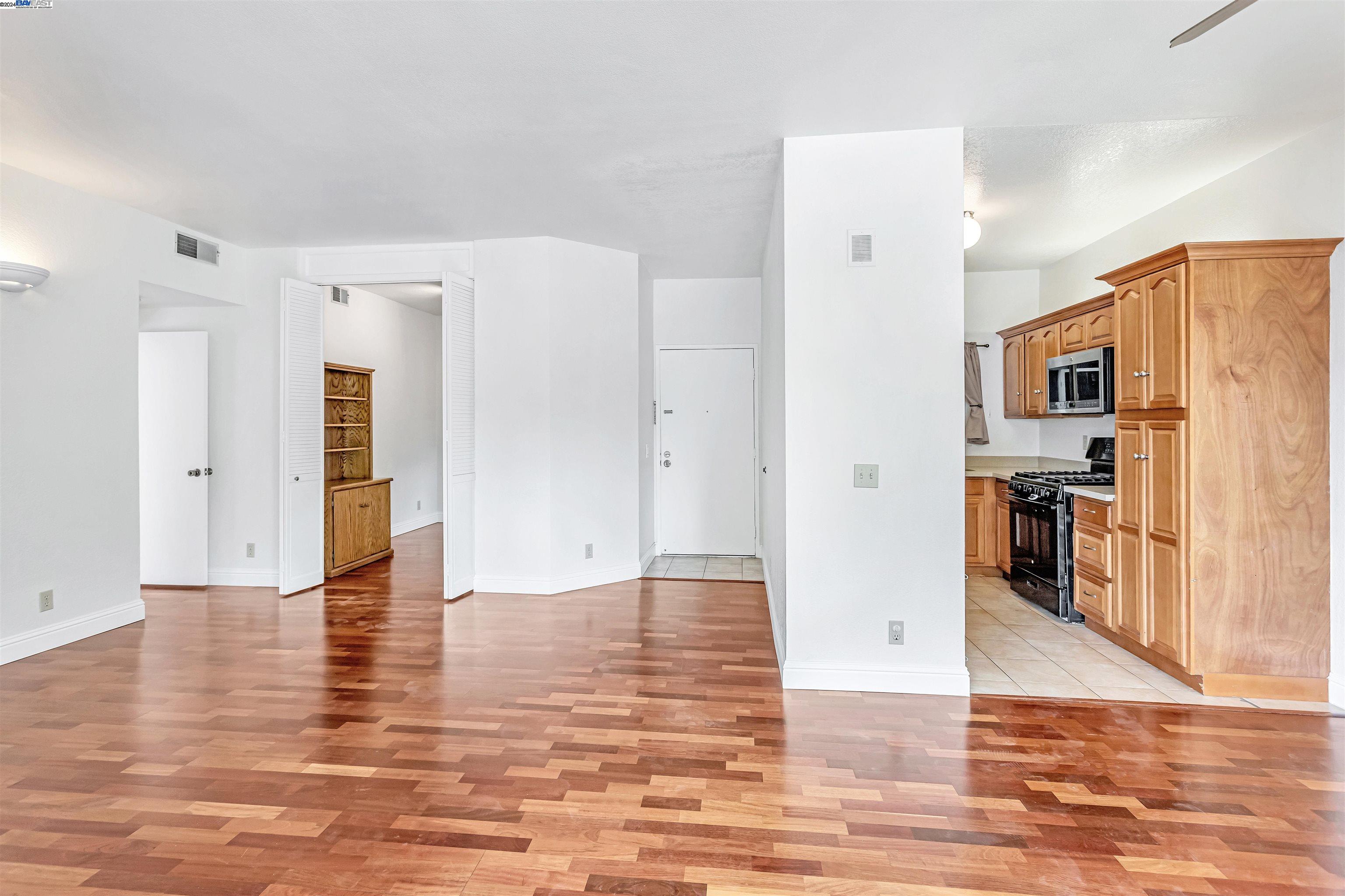 3507 Buttonwood Ter # 104