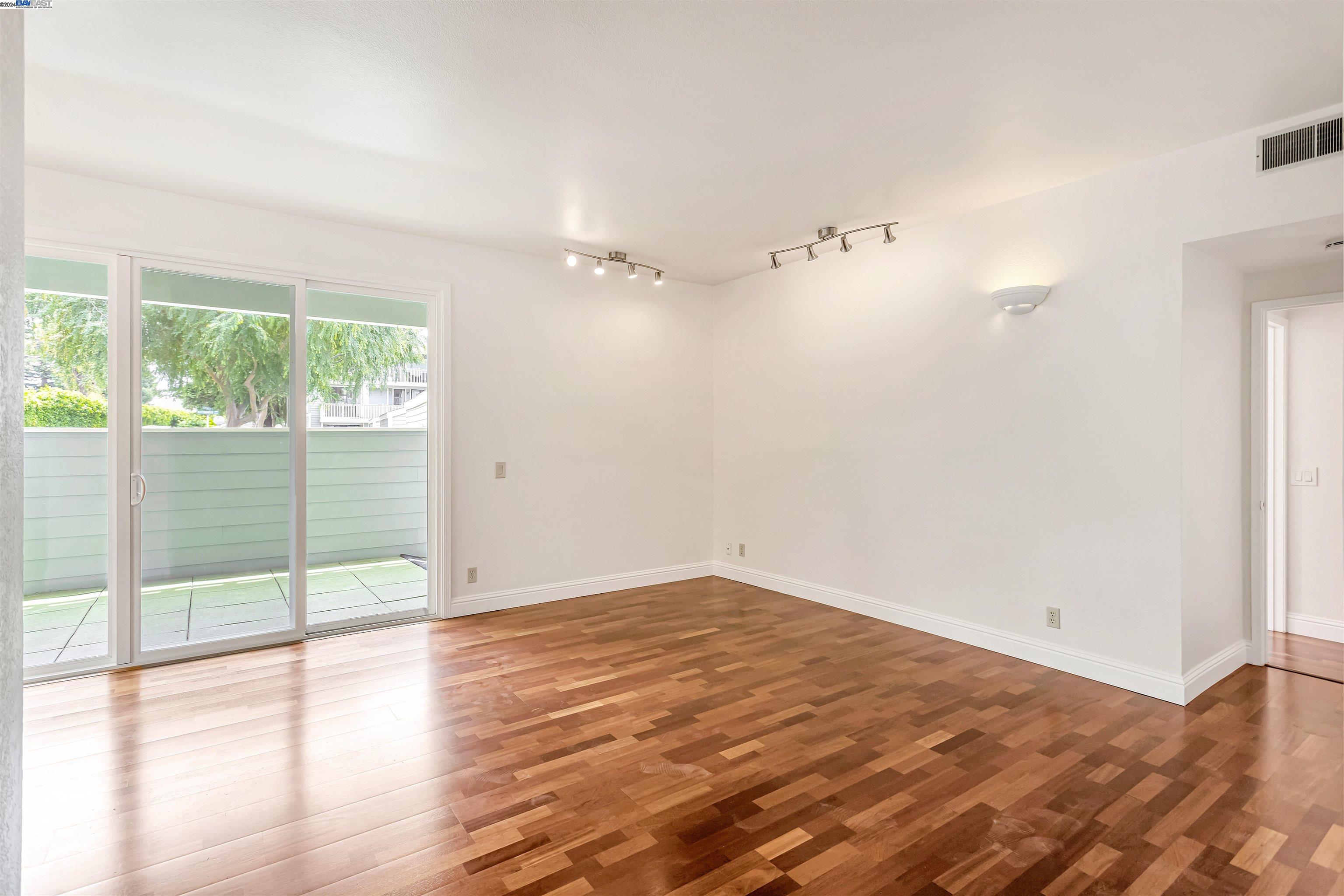 3507 Buttonwood Ter # 104