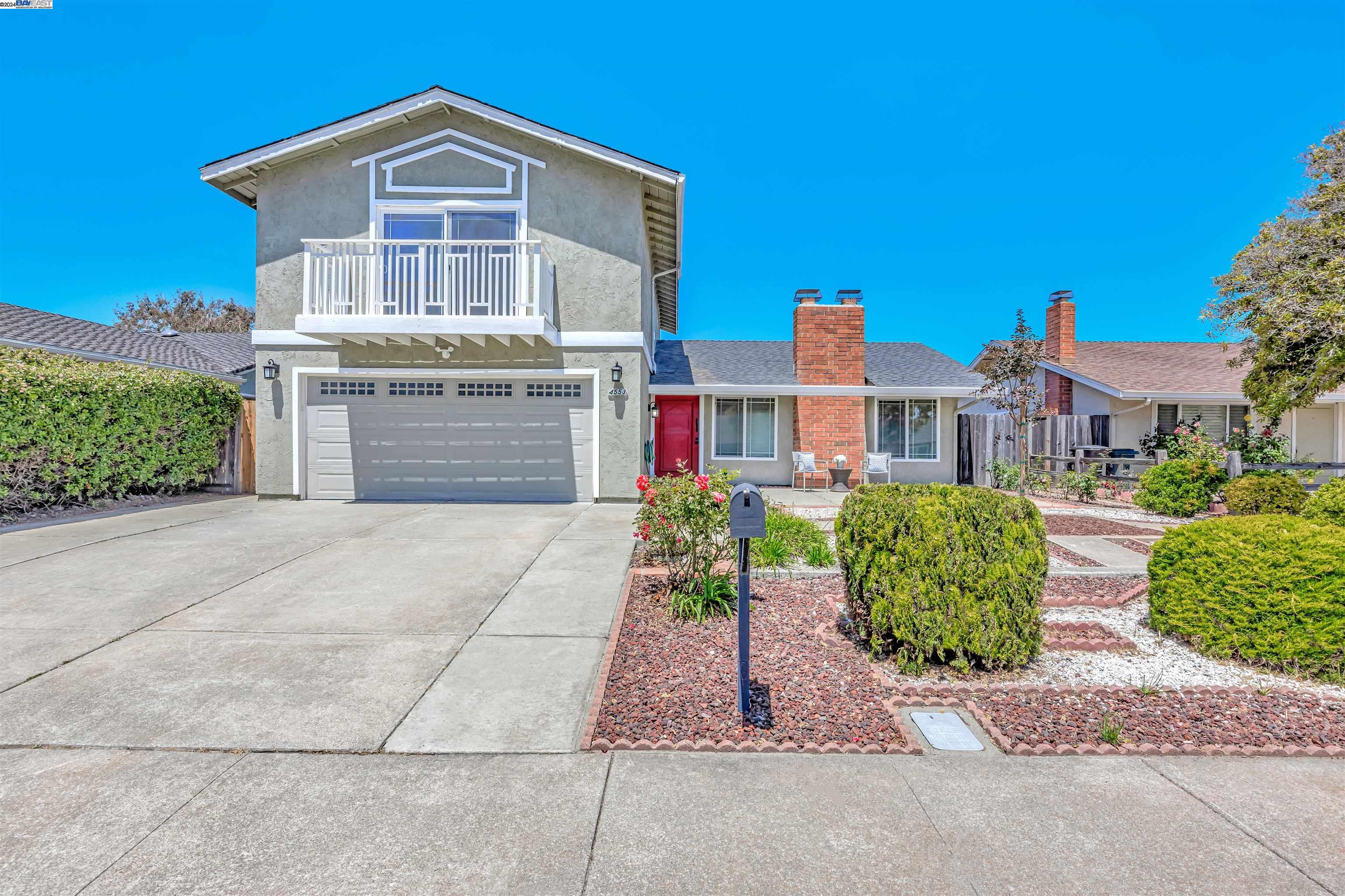 4553 Darcelle Dr