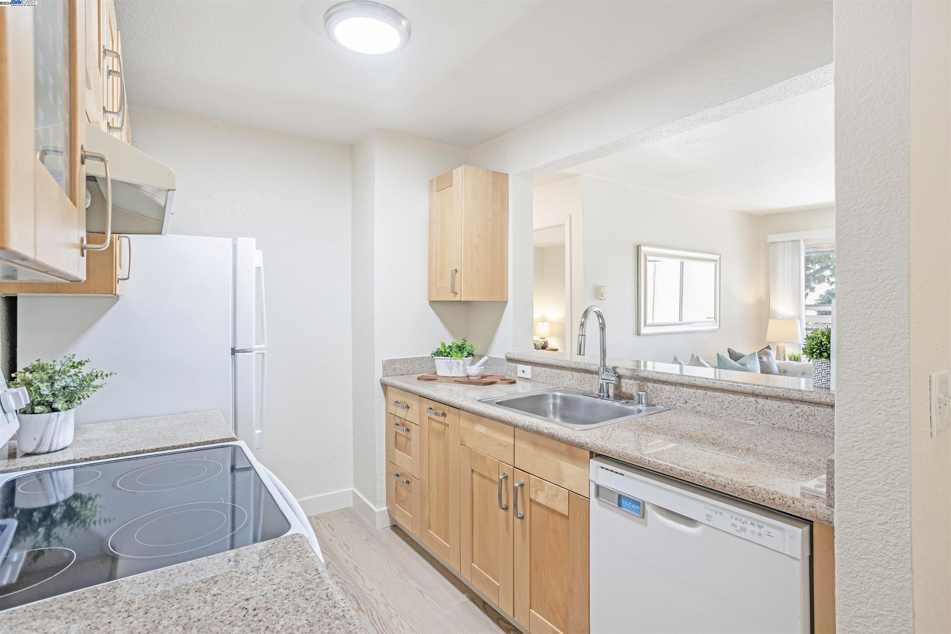 4031 Abbey Ter # 107