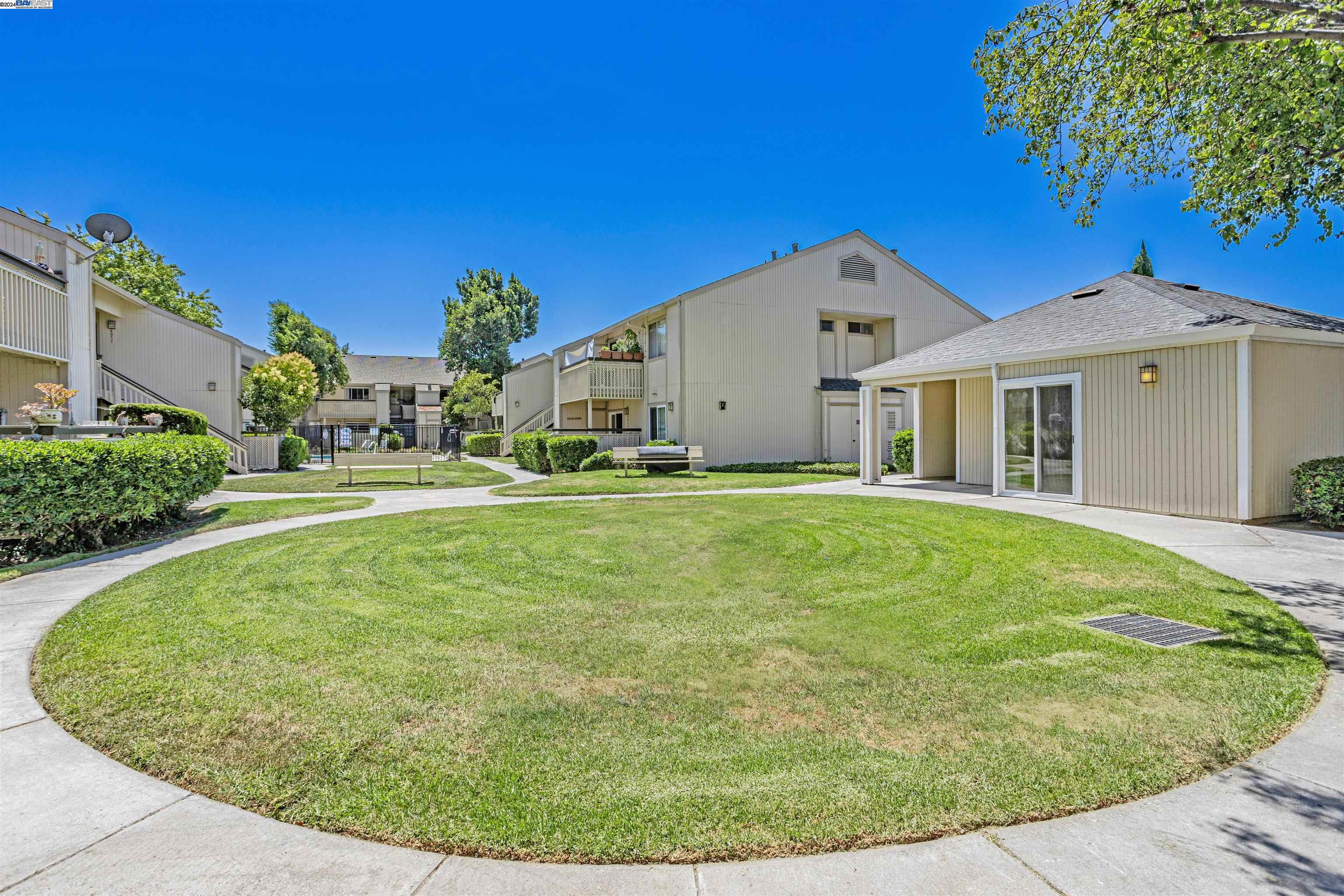 4031 Abbey Ter # 107