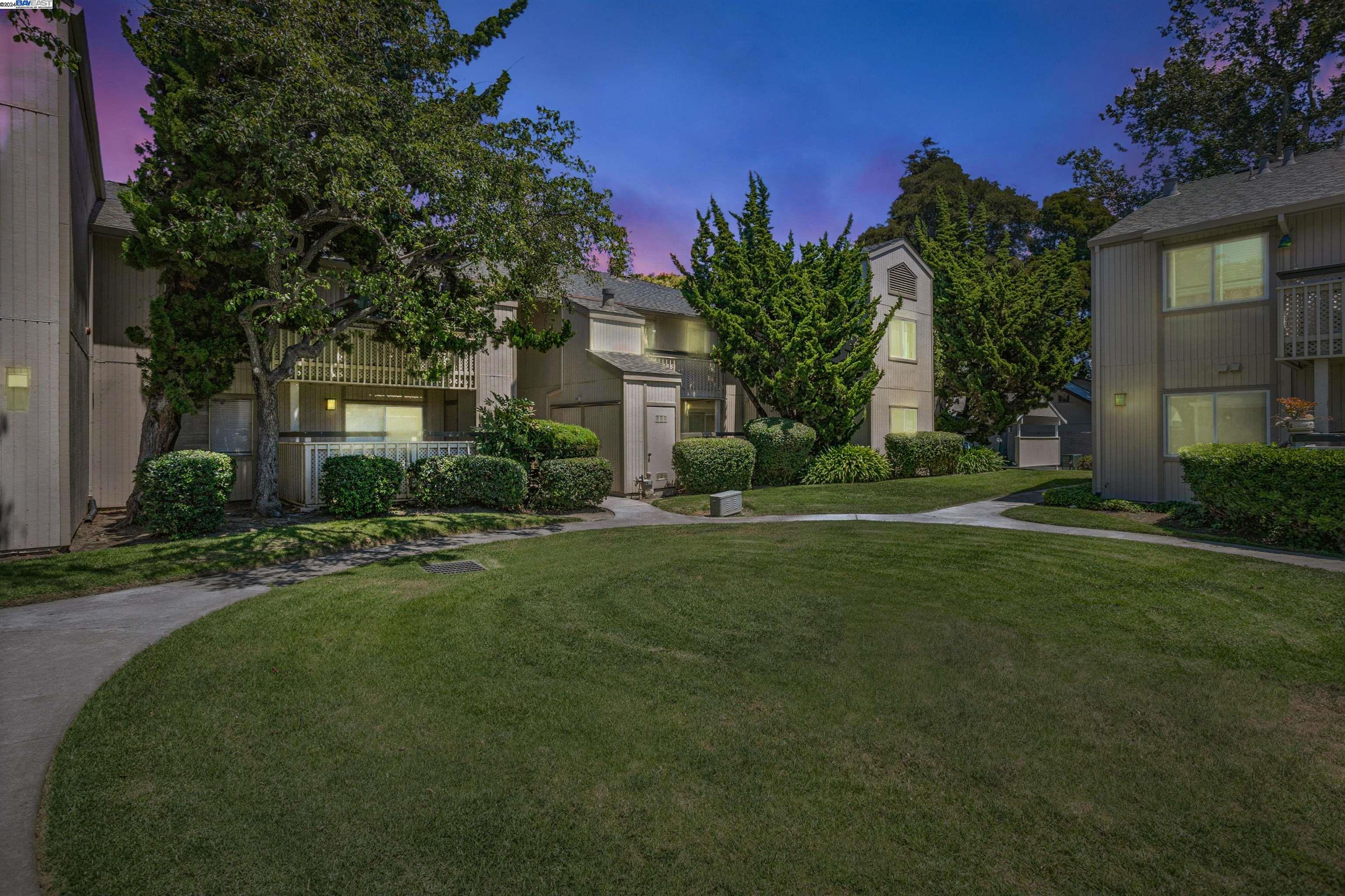 4031 Abbey Ter # 107