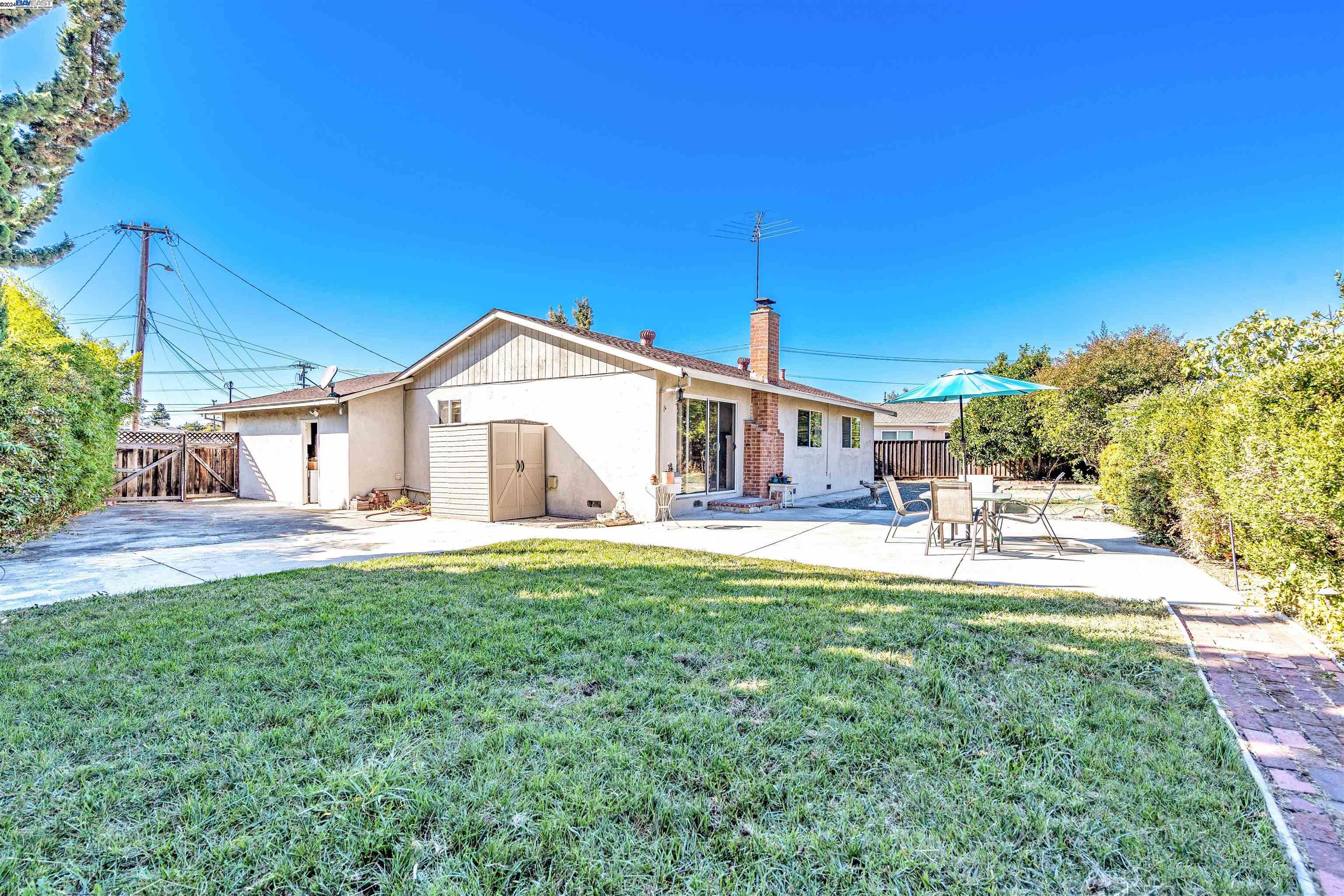 35830 Cluny Pl