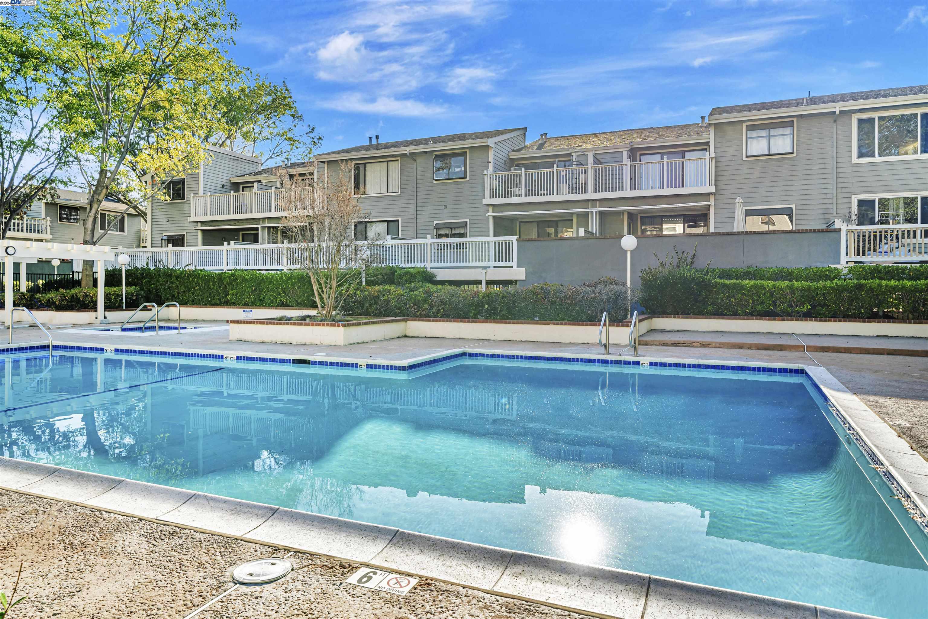 3674 Oakwood Ter # 202