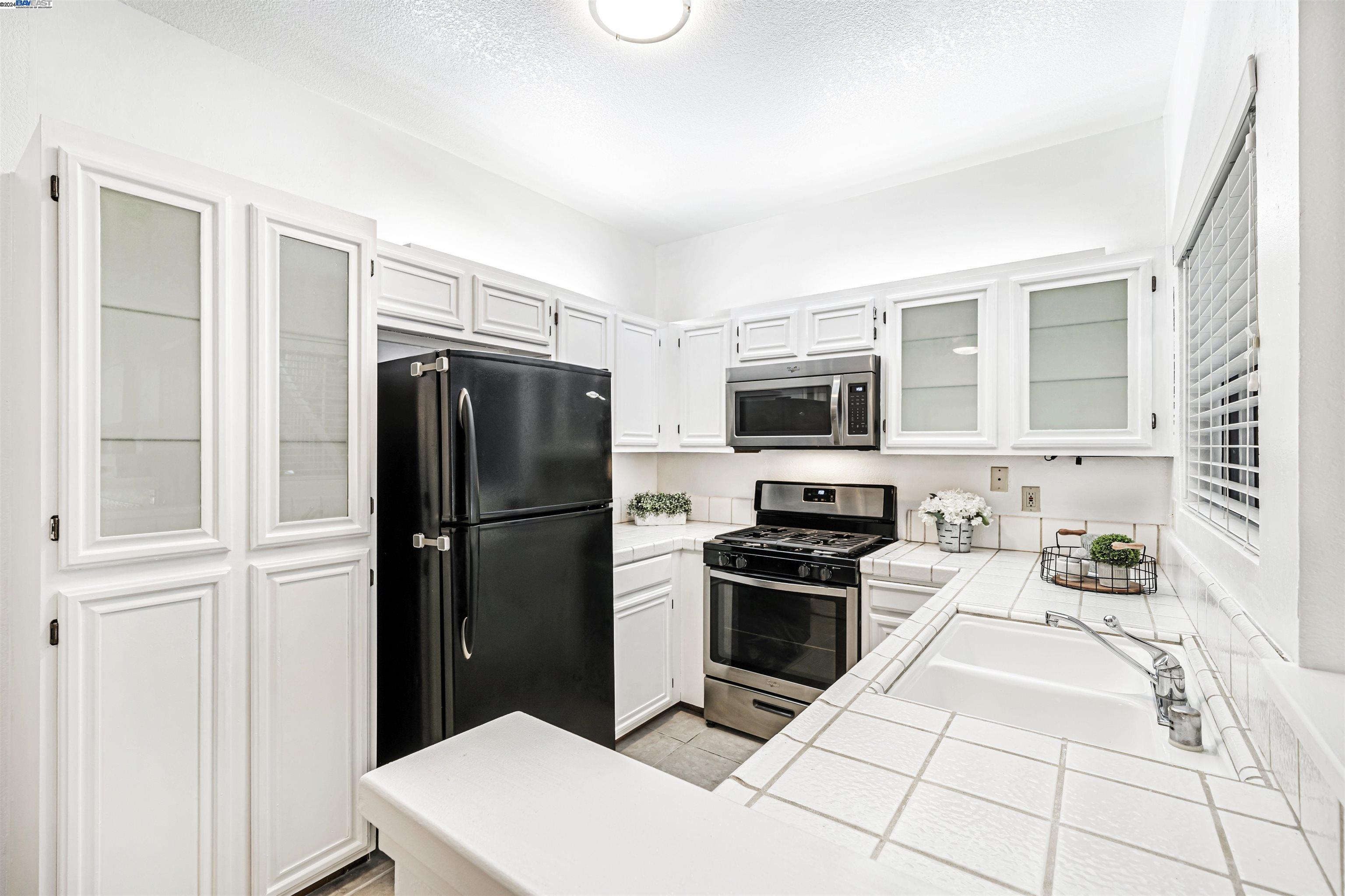3674 Oakwood Ter # 202