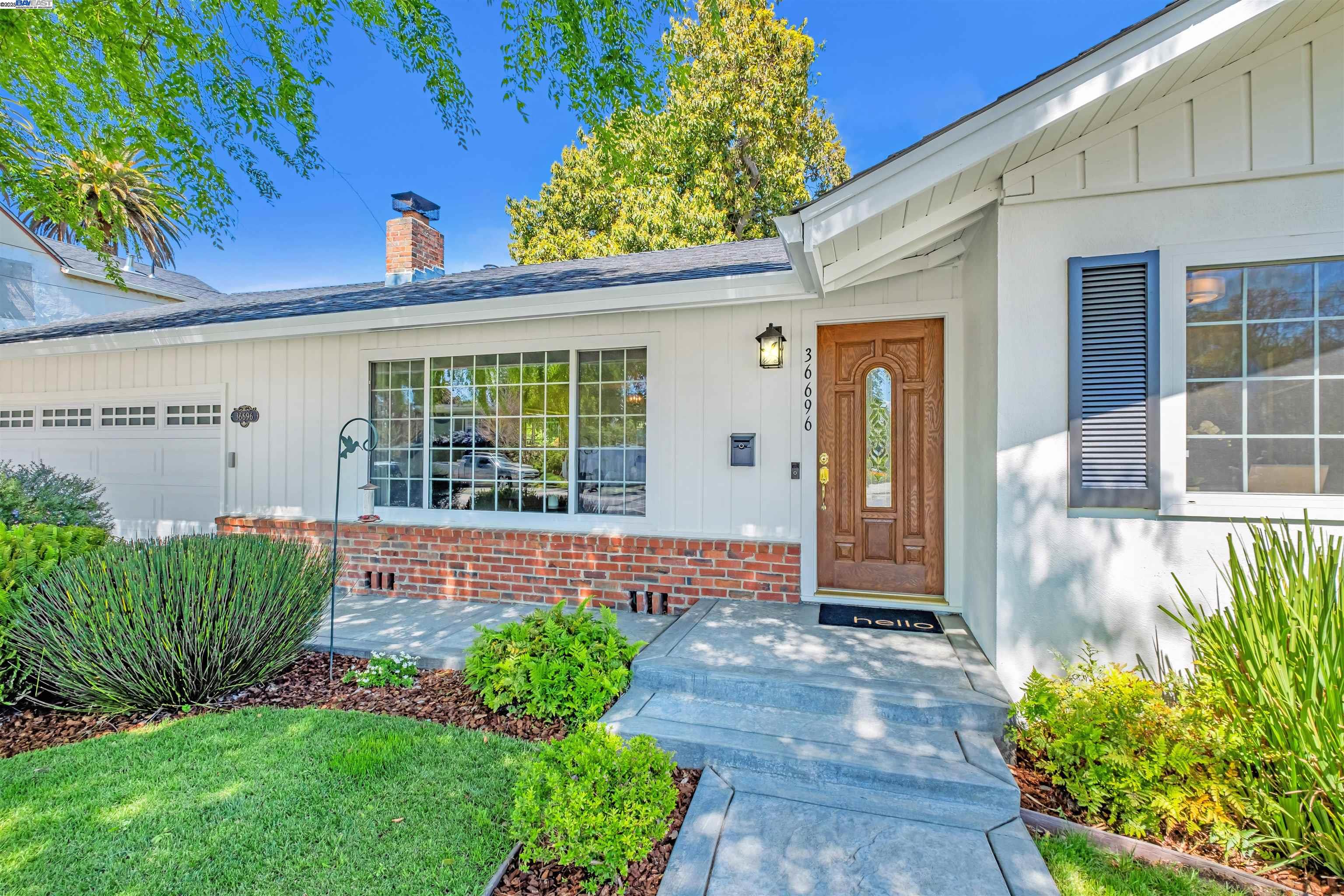 36696 Niles Blvd