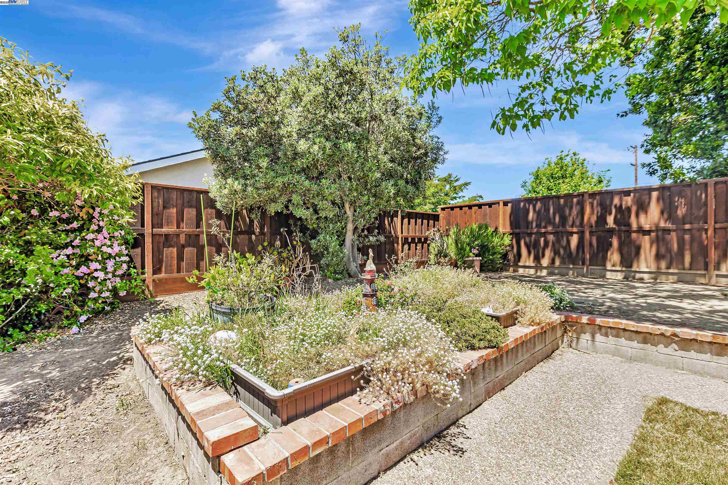 37972 Ballard Dr