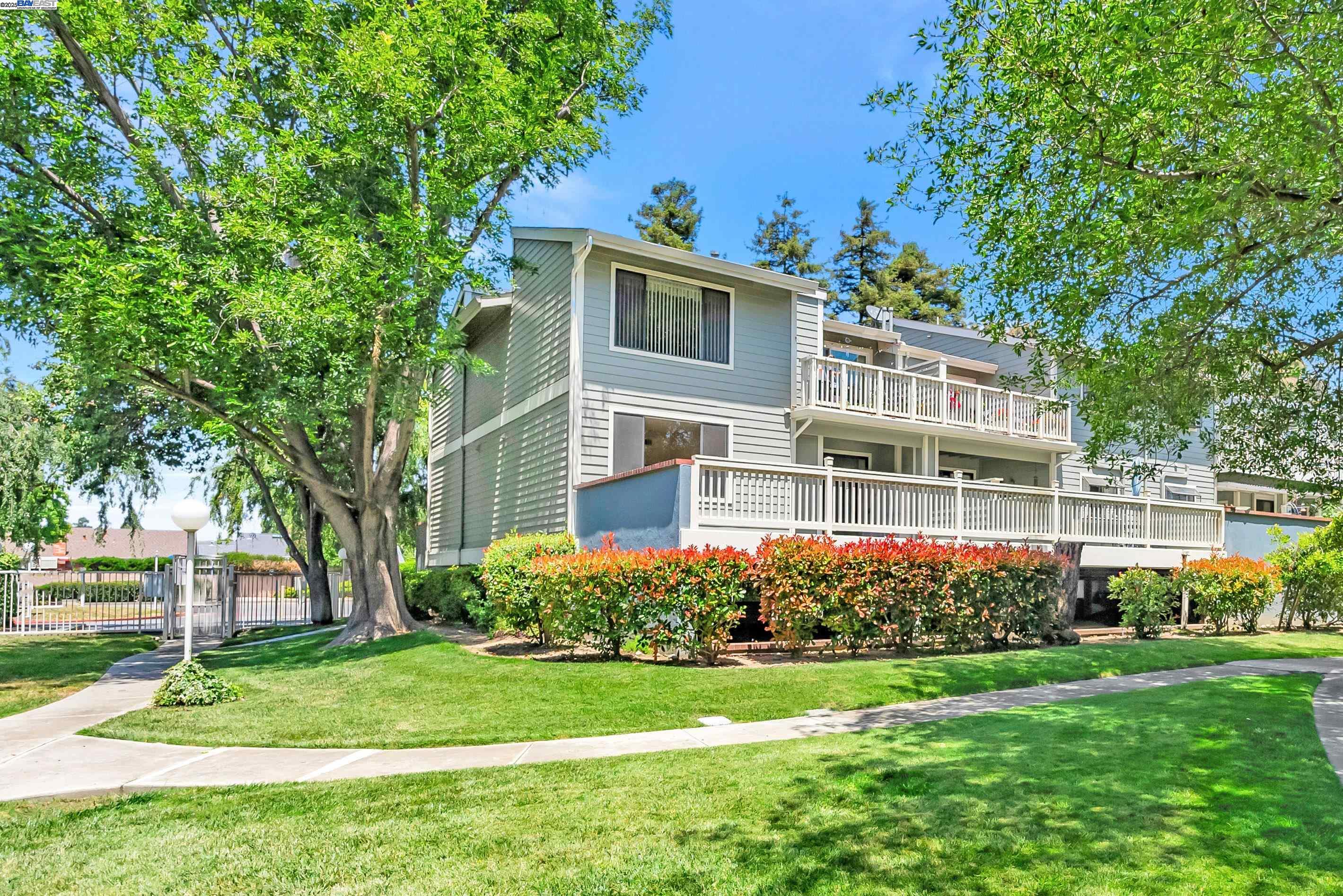 36996 Meadowbrook Cmn # 104