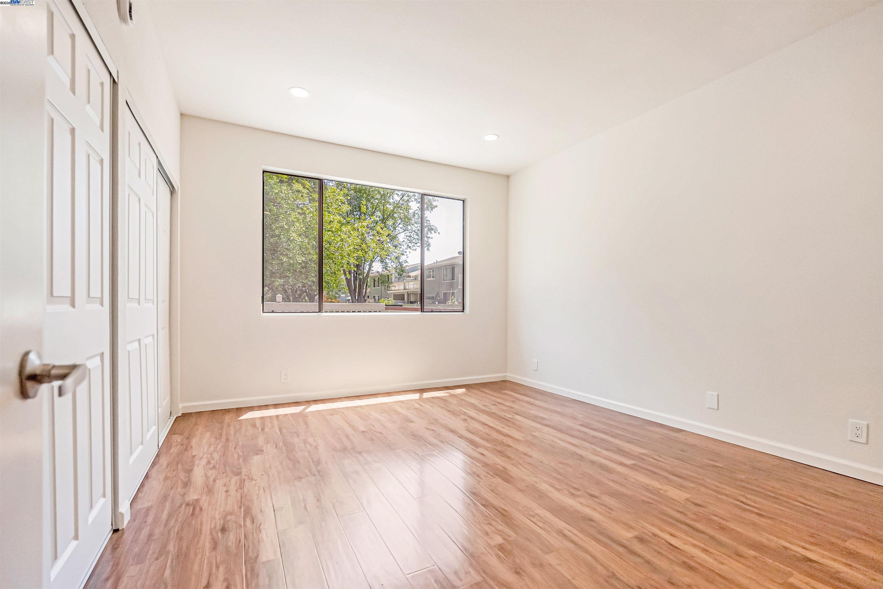 36996 Meadowbrook Cmn # 104