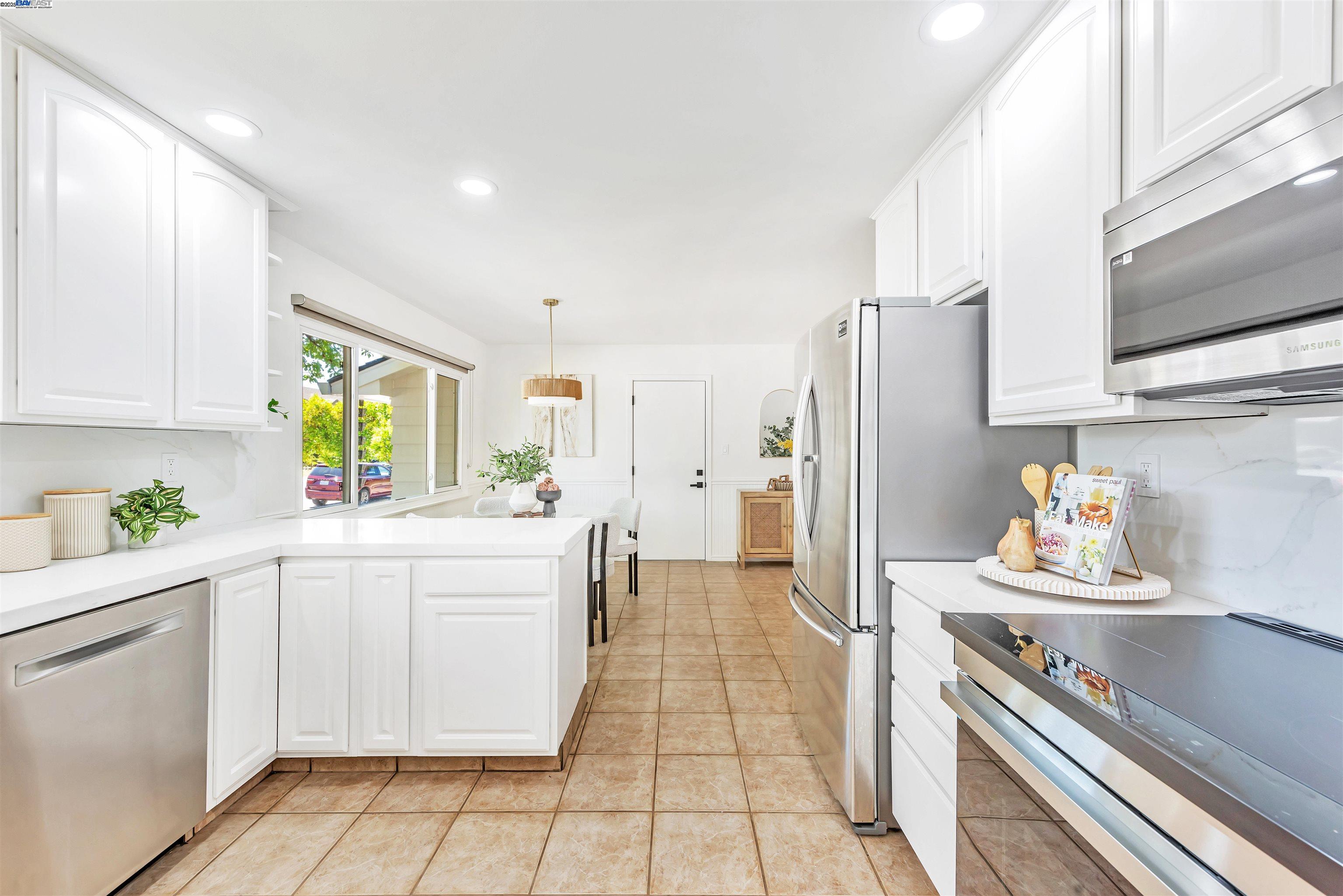 38388 Logan Dr