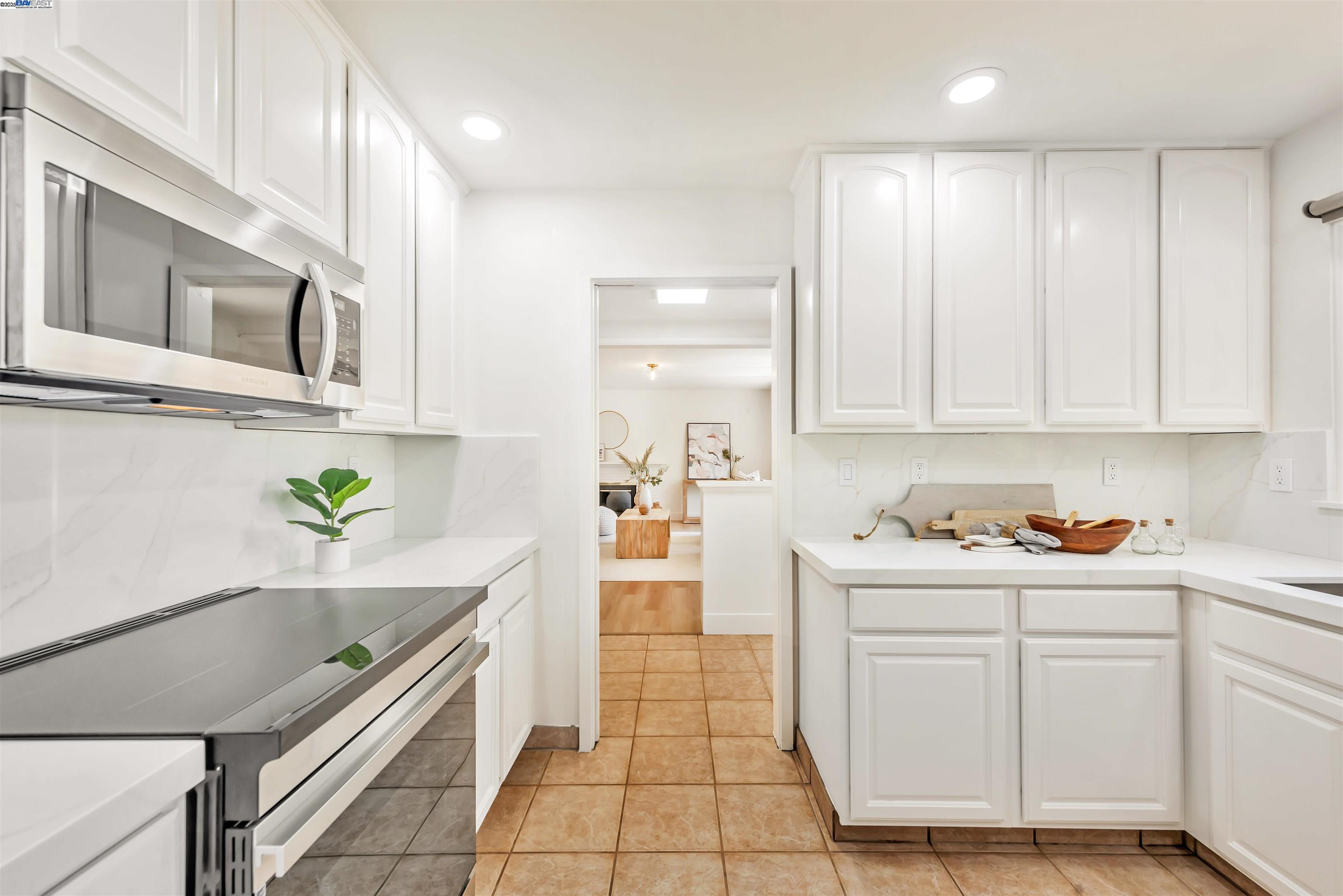 38388 Logan Dr